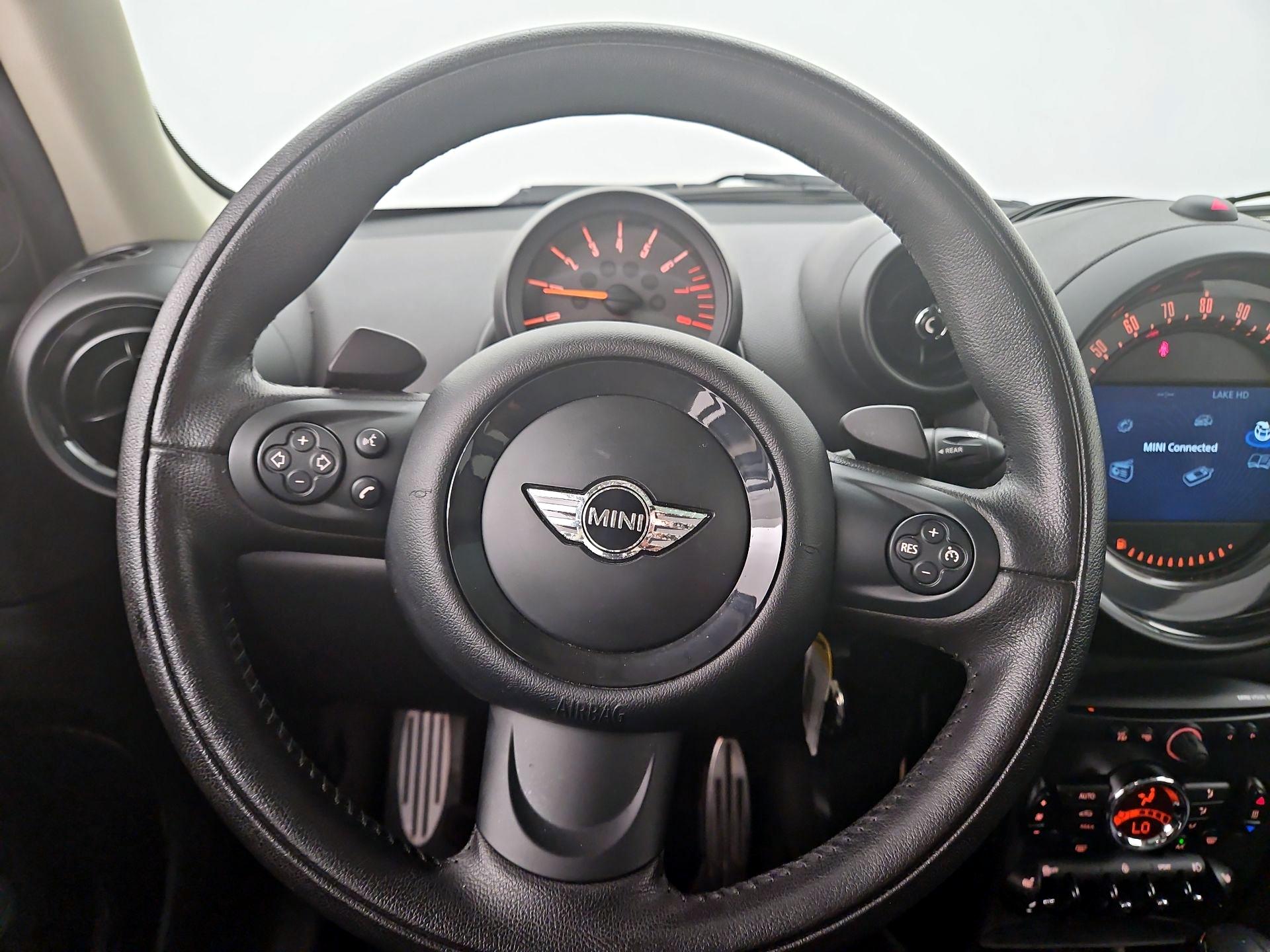Thumbnail: 2016 MINI Cooper Countryman - 10