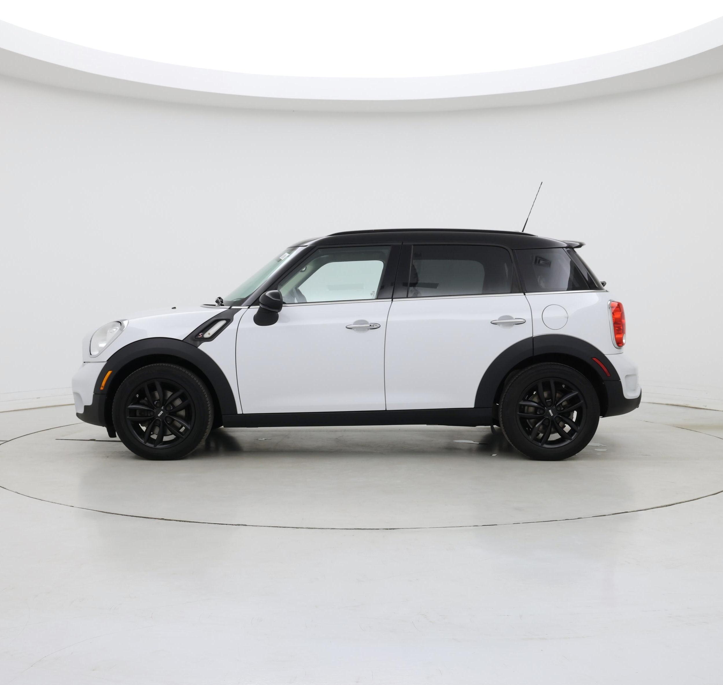 Thumbnail: 2016 MINI Cooper Countryman - 3