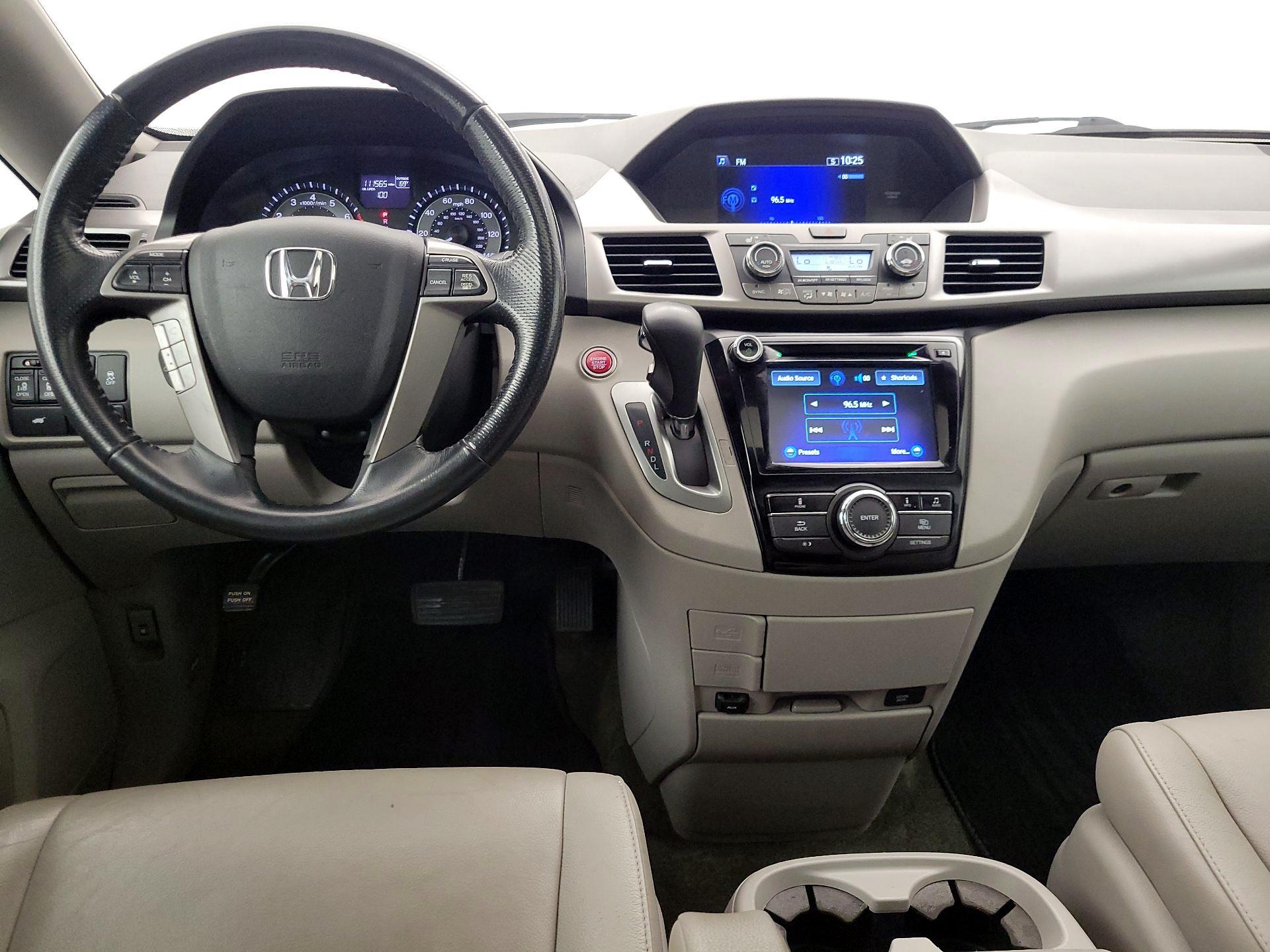 Thumbnail: 2016 Honda Odyssey - 9