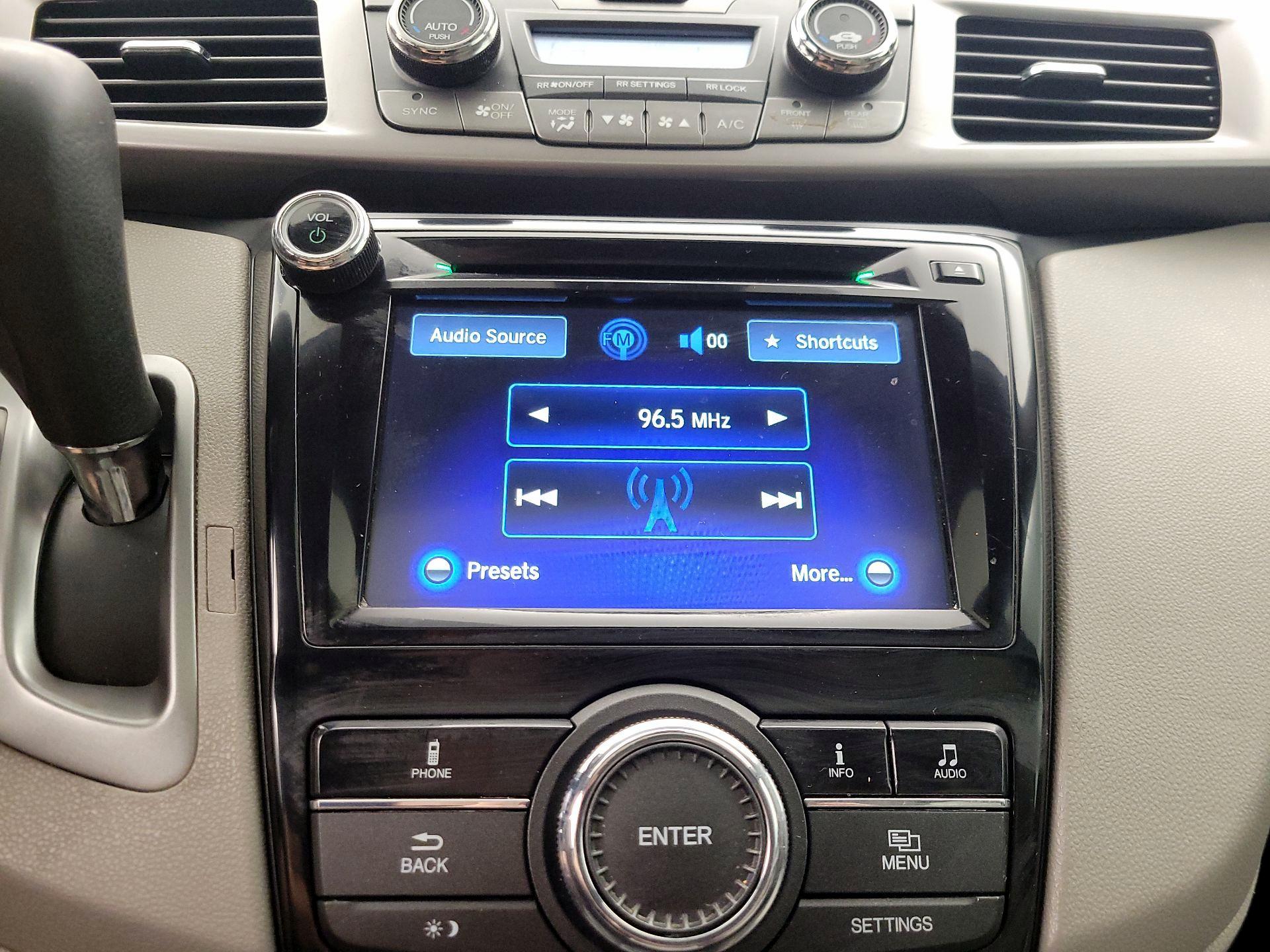 Thumbnail: 2016 Honda Odyssey - 15
