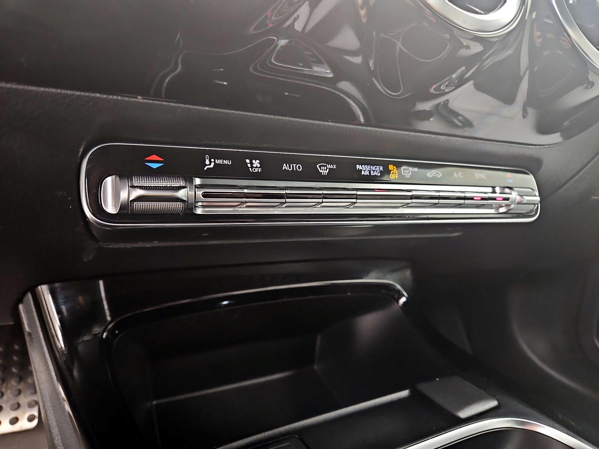 Thumbnail: 2020 Mercedes-Benz A-Class - 16