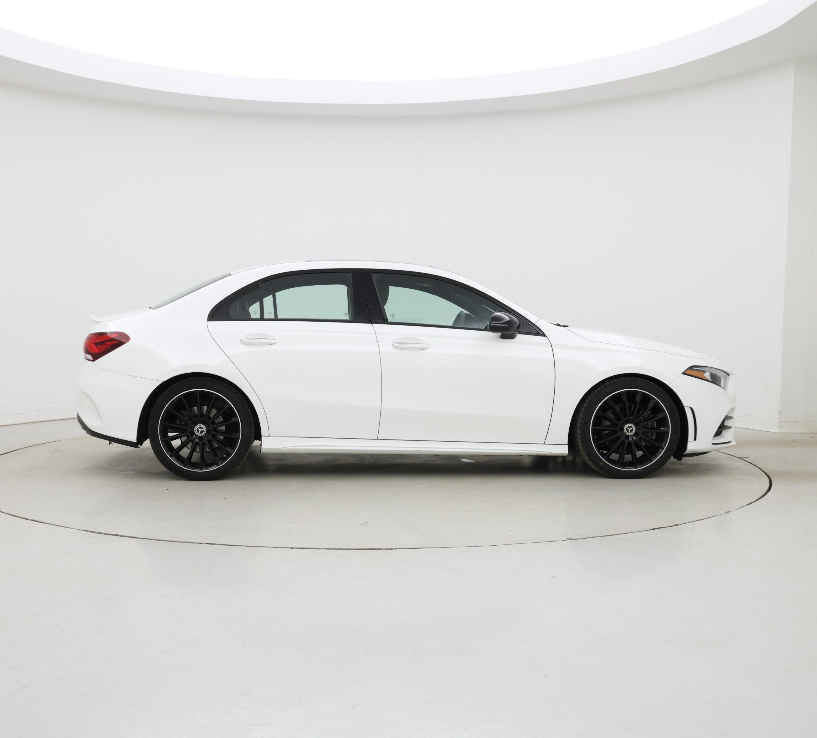 Thumbnail: 2020 Mercedes-Benz A-Class - 7