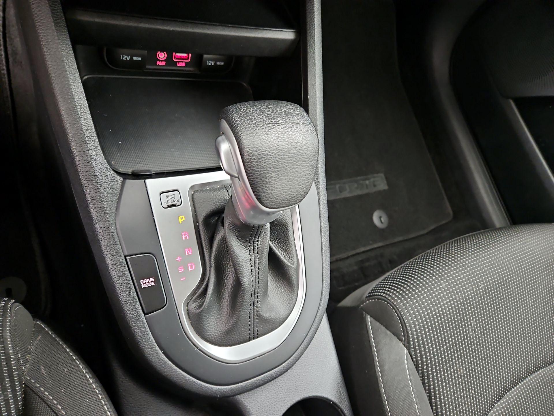 Thumbnail: 2021 Kia Forte - 17