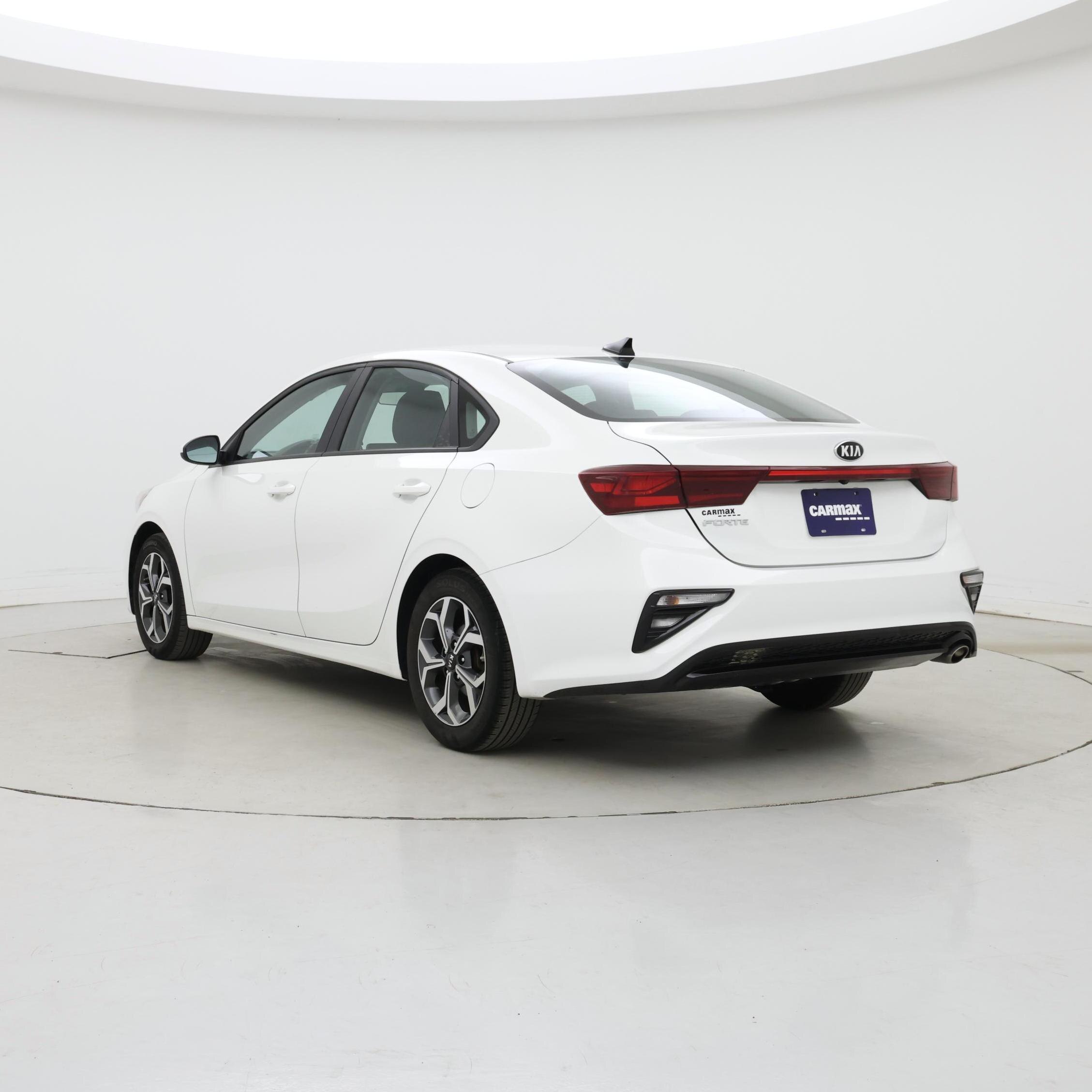 Thumbnail: 2021 Kia Forte - 2