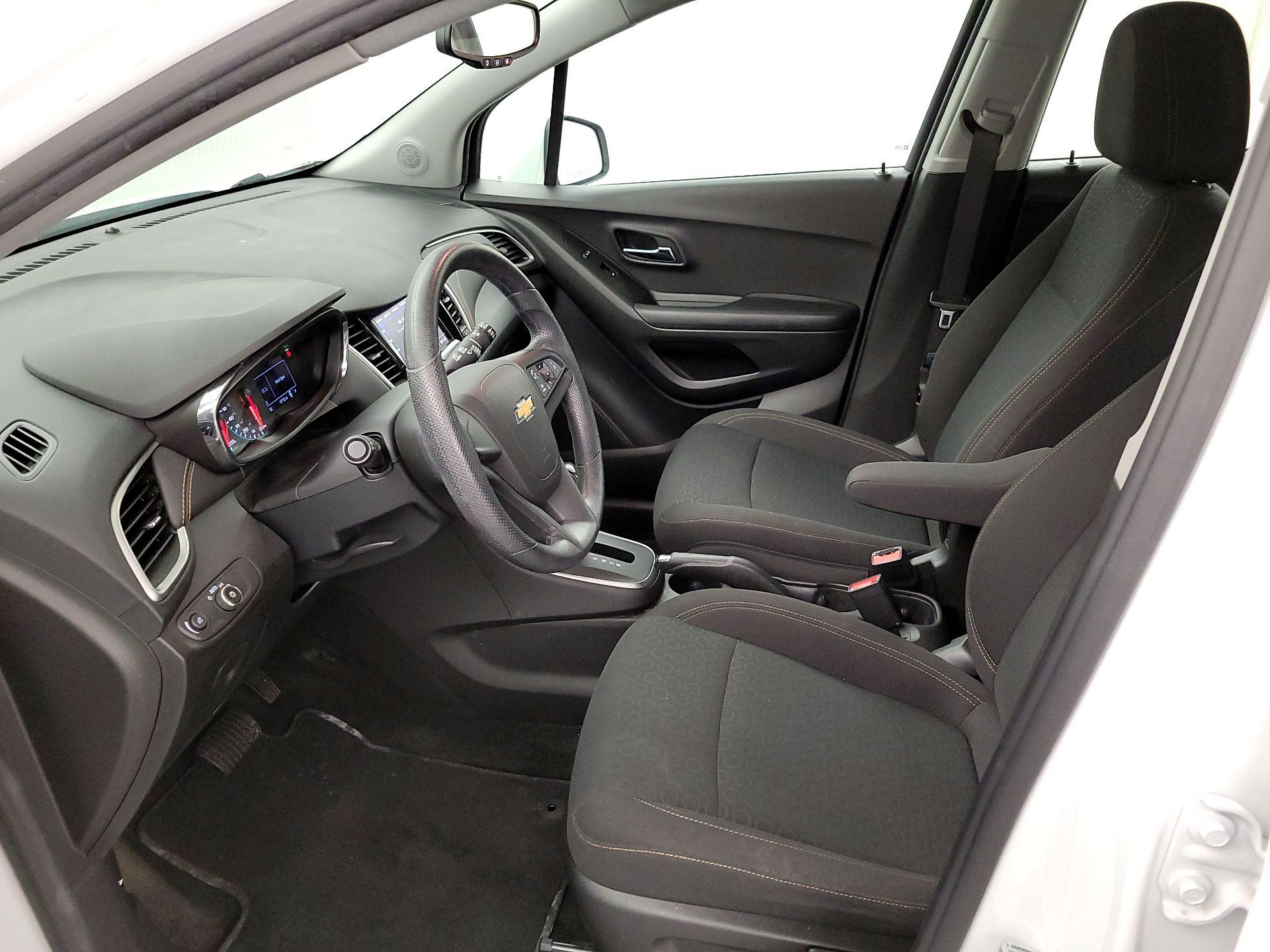 Thumbnail: 2021 Chevrolet Trax - 11