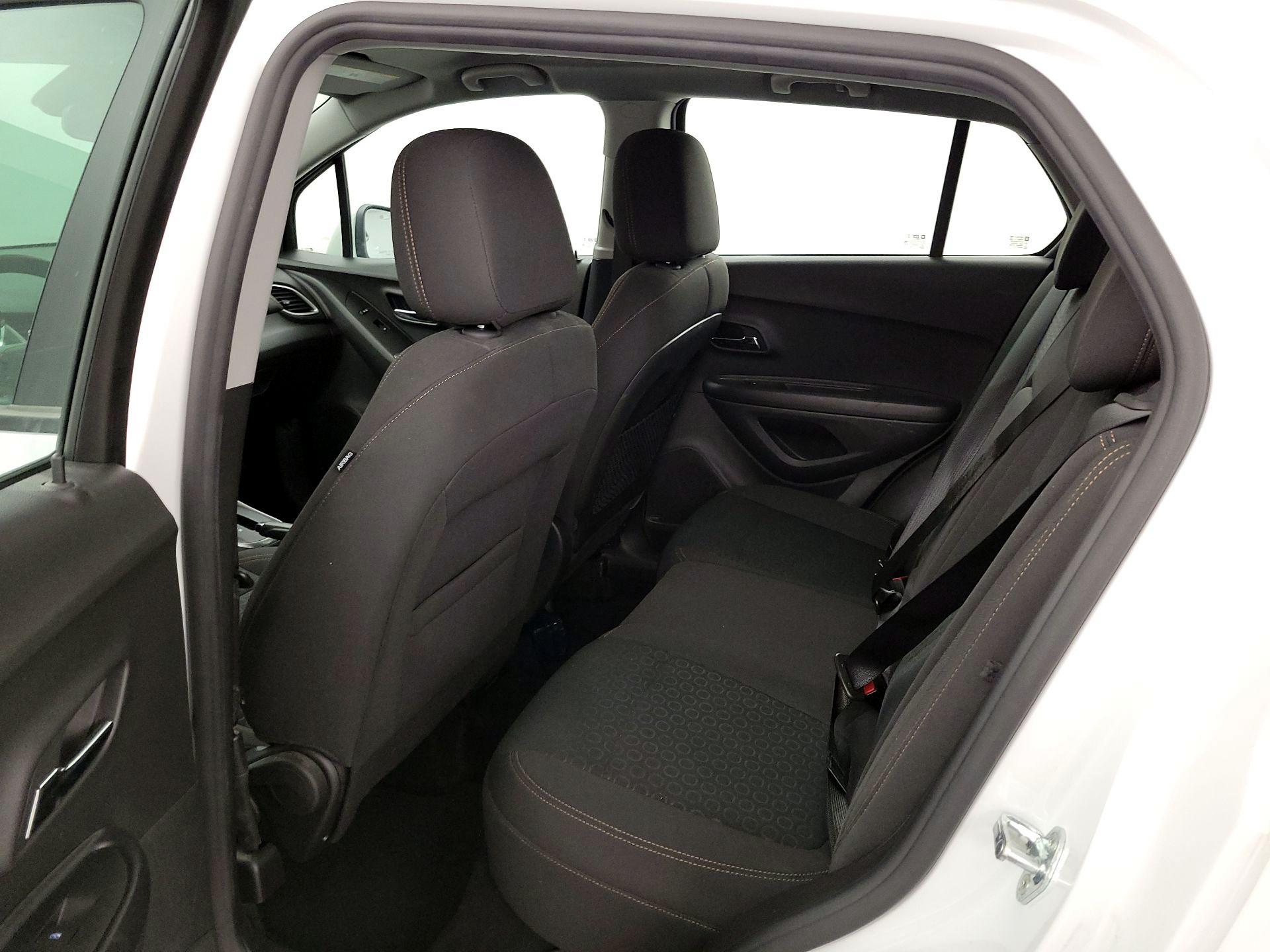Thumbnail: 2021 Chevrolet Trax - 19