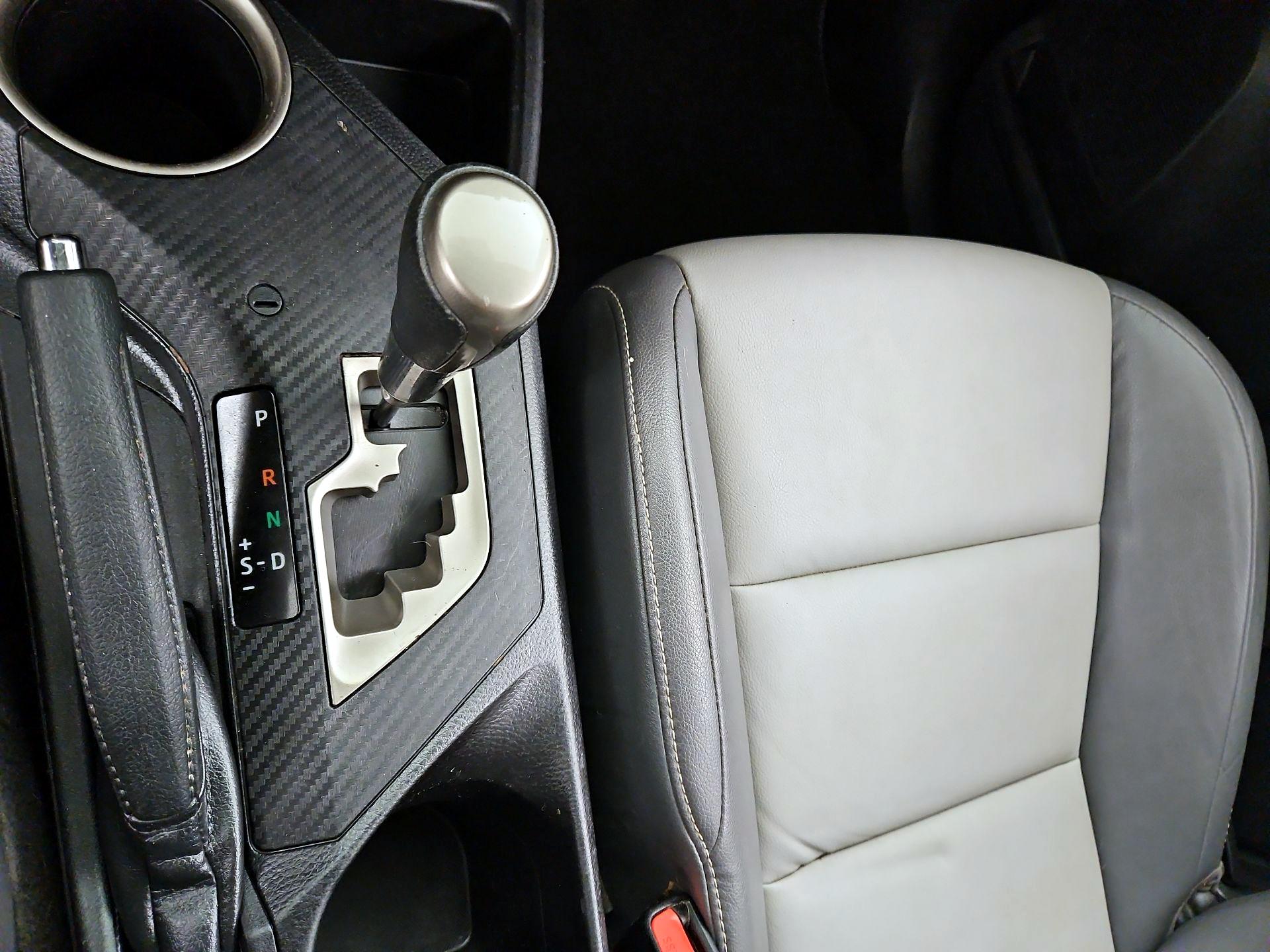 Thumbnail: 2014 Toyota RAV4 - 17