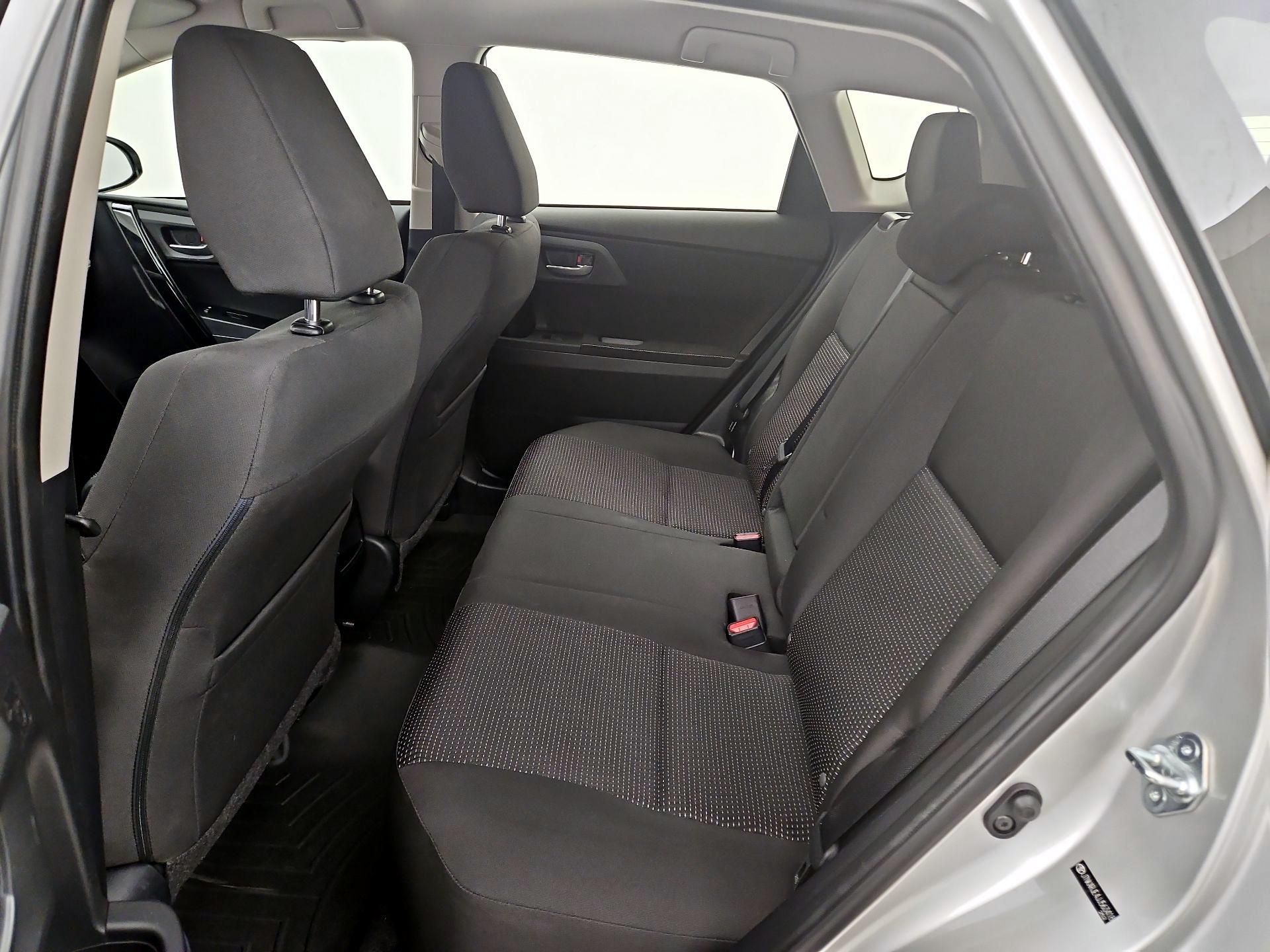 Thumbnail: 2018 Toyota Corolla iM - 19