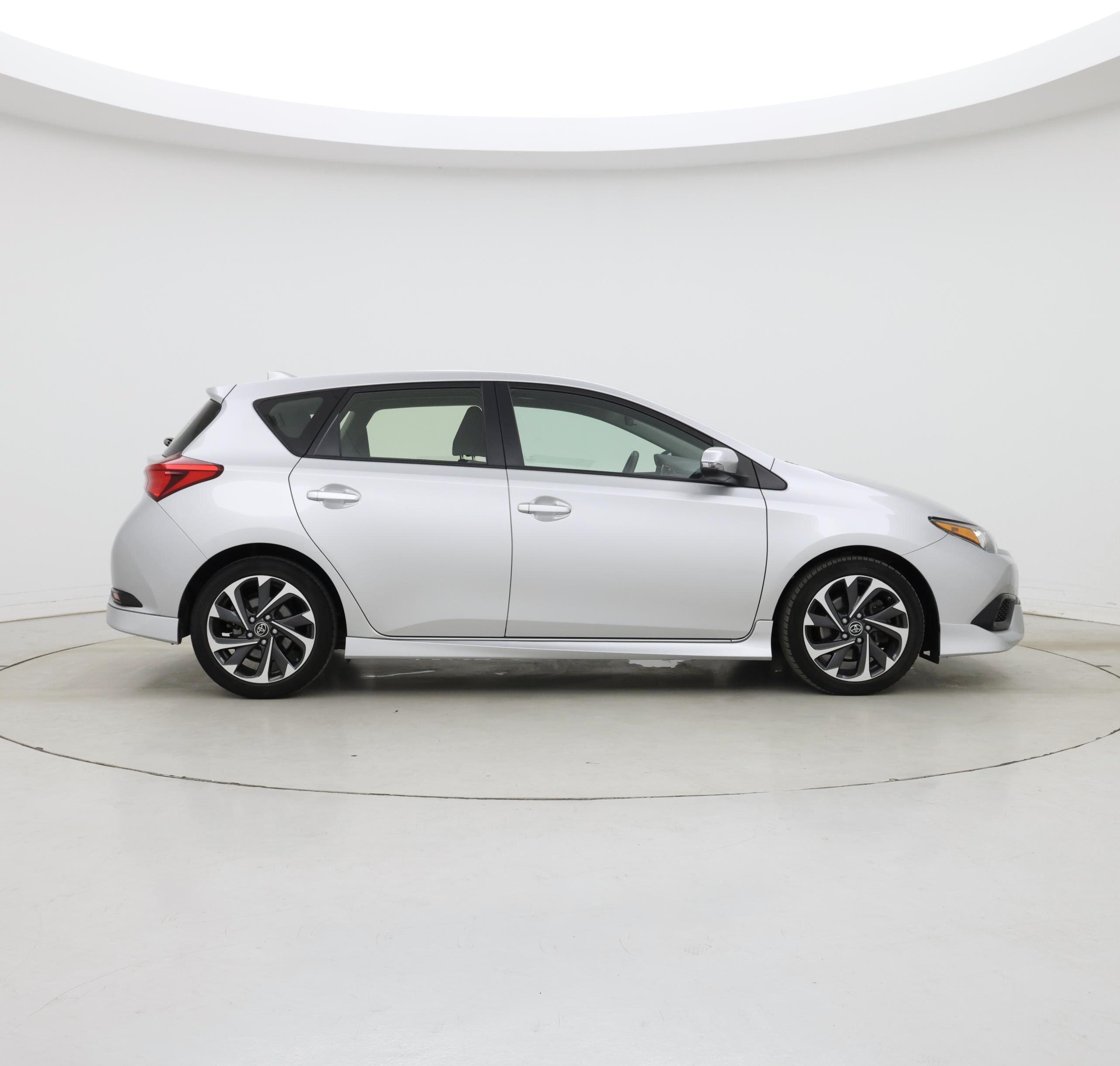 Thumbnail: 2018 Toyota Corolla iM - 7