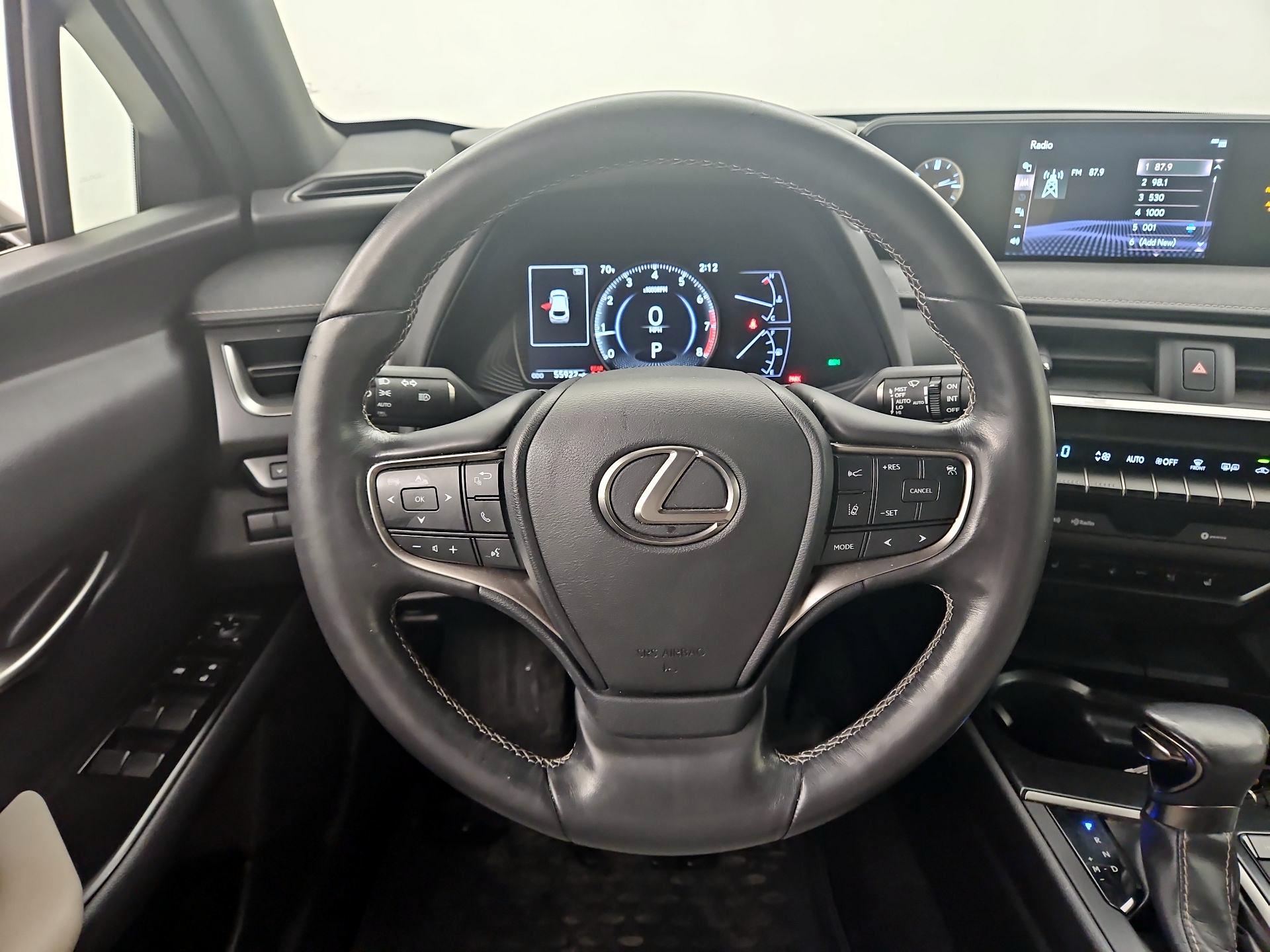 Thumbnail: 2019 Lexus UX - 10