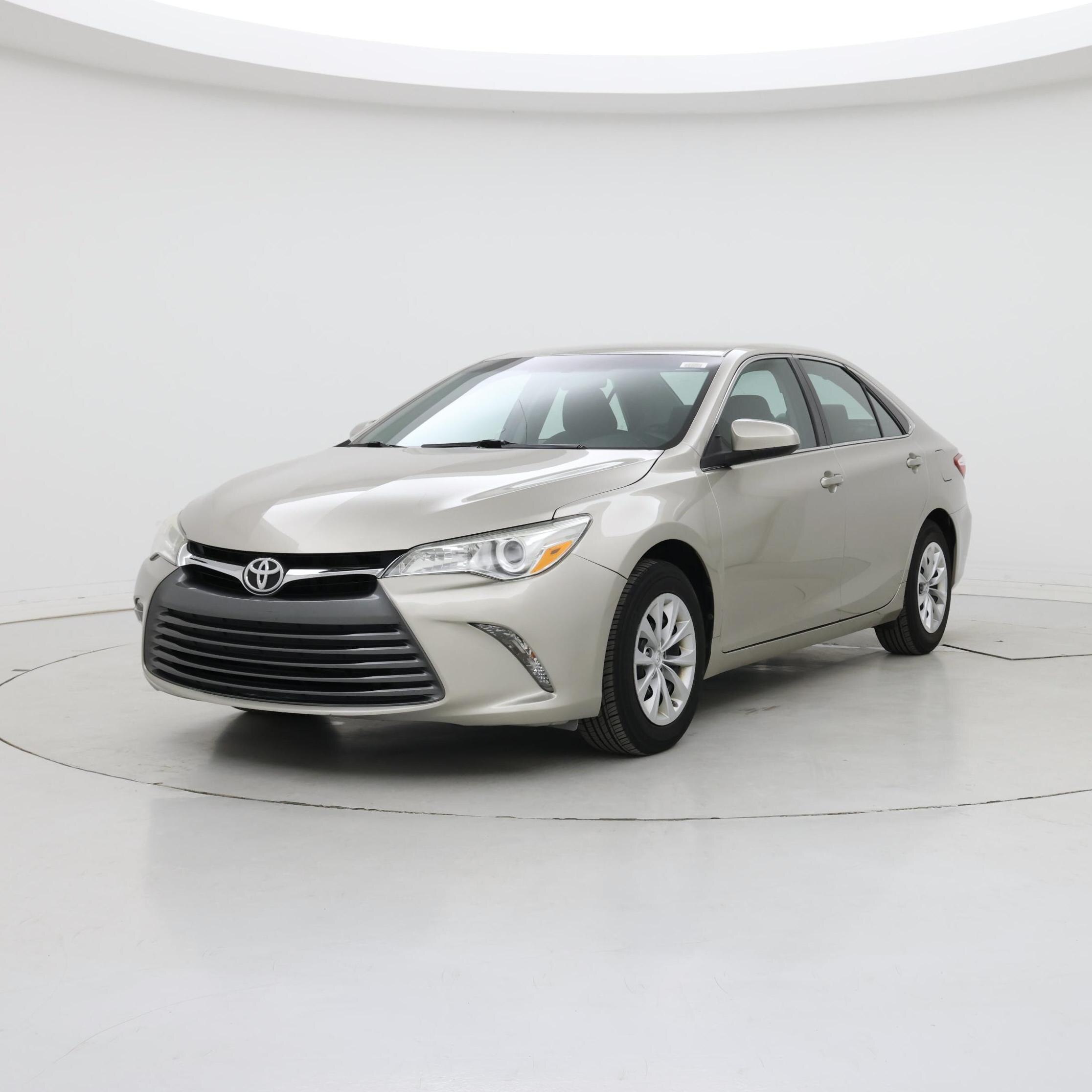 Thumbnail: 2017 Toyota Camry - 4