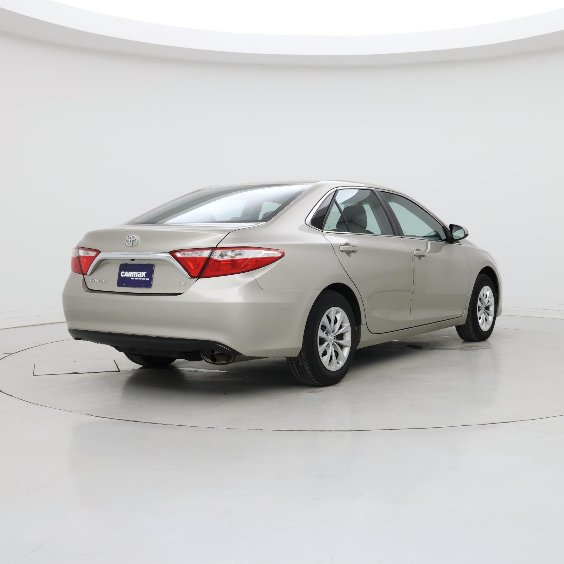 Thumbnail: 2017 Toyota Camry - 8