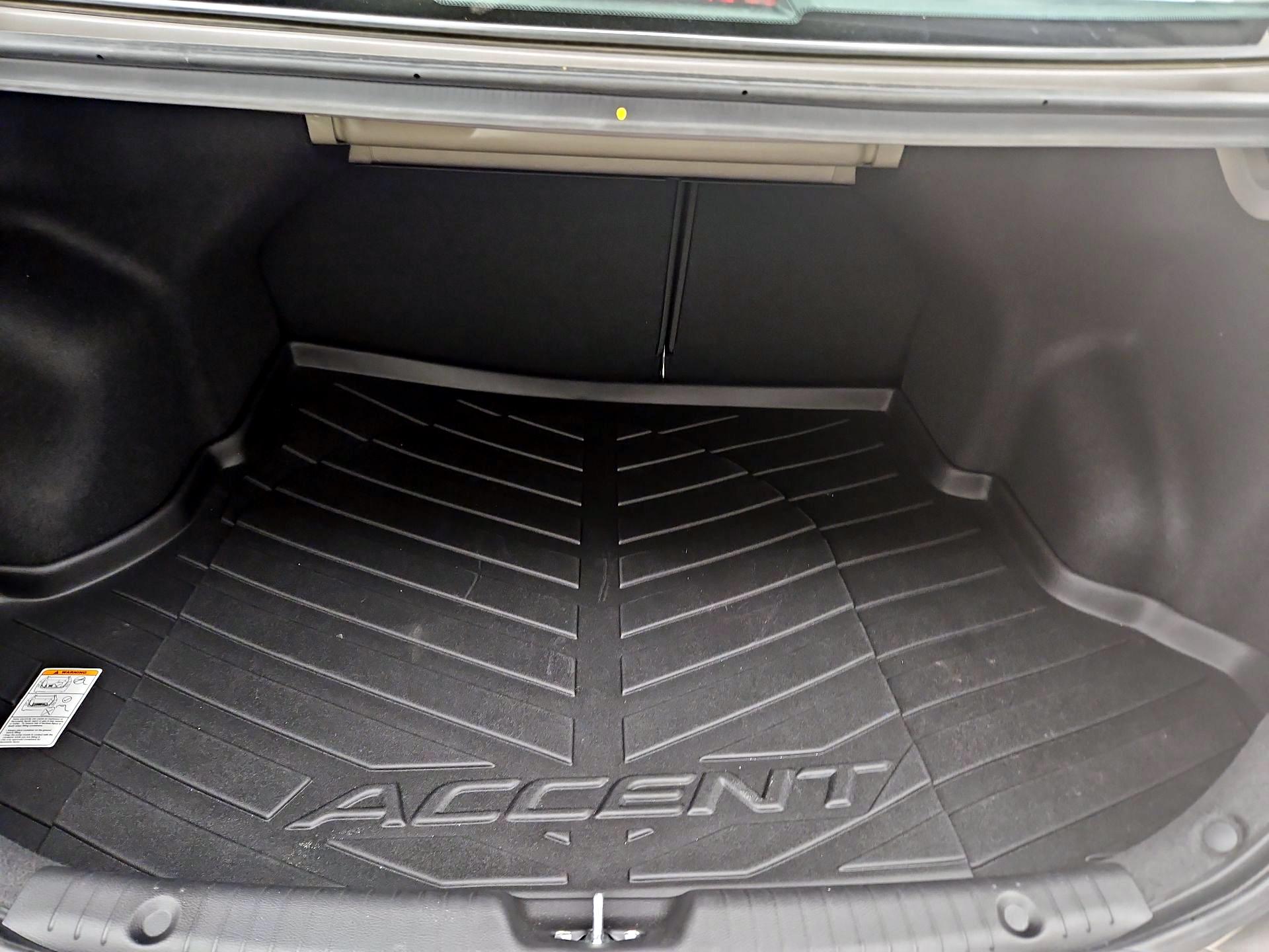 Thumbnail: 2017 Hyundai Accent - 19