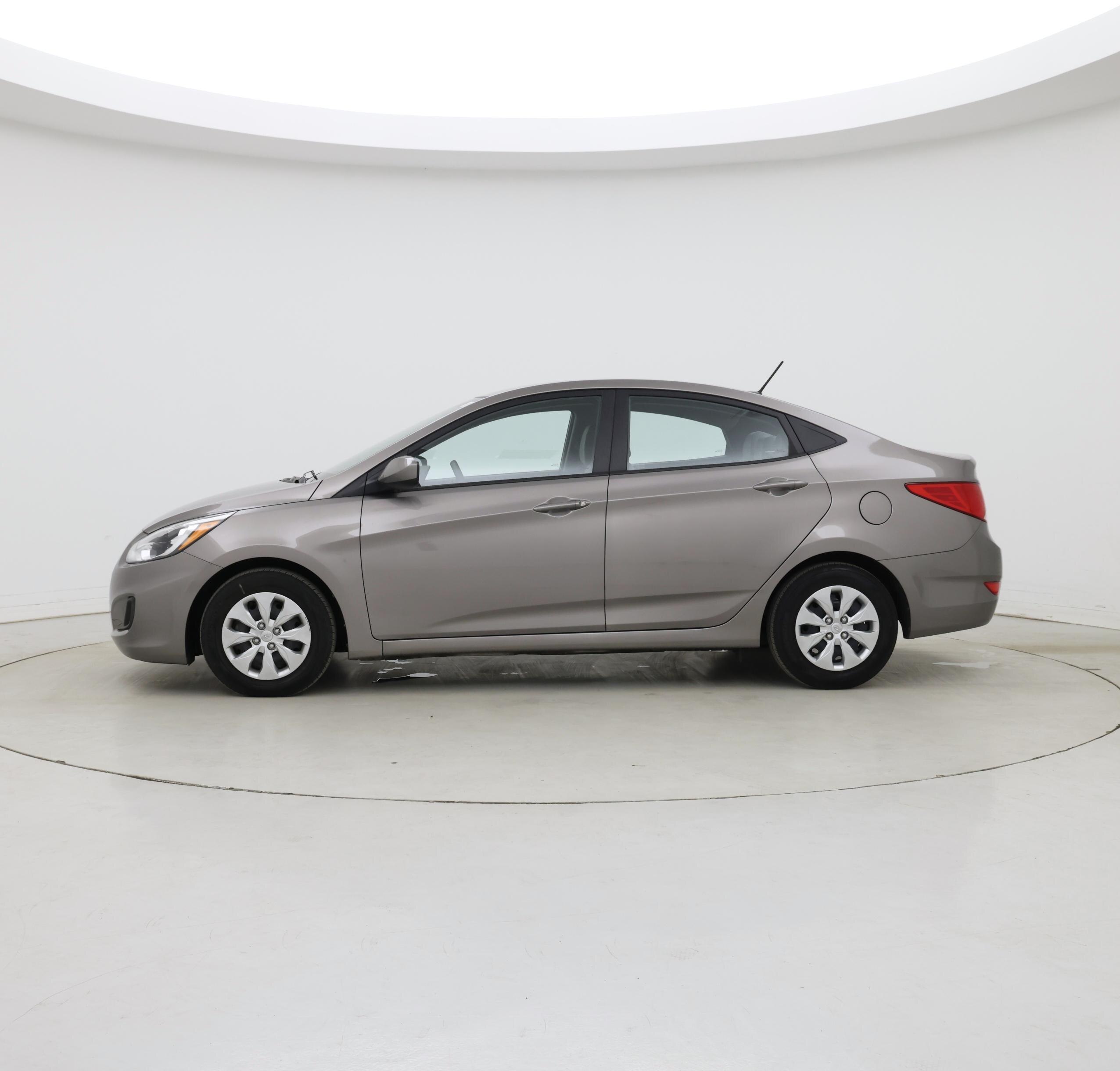 Thumbnail: 2017 Hyundai Accent - 3