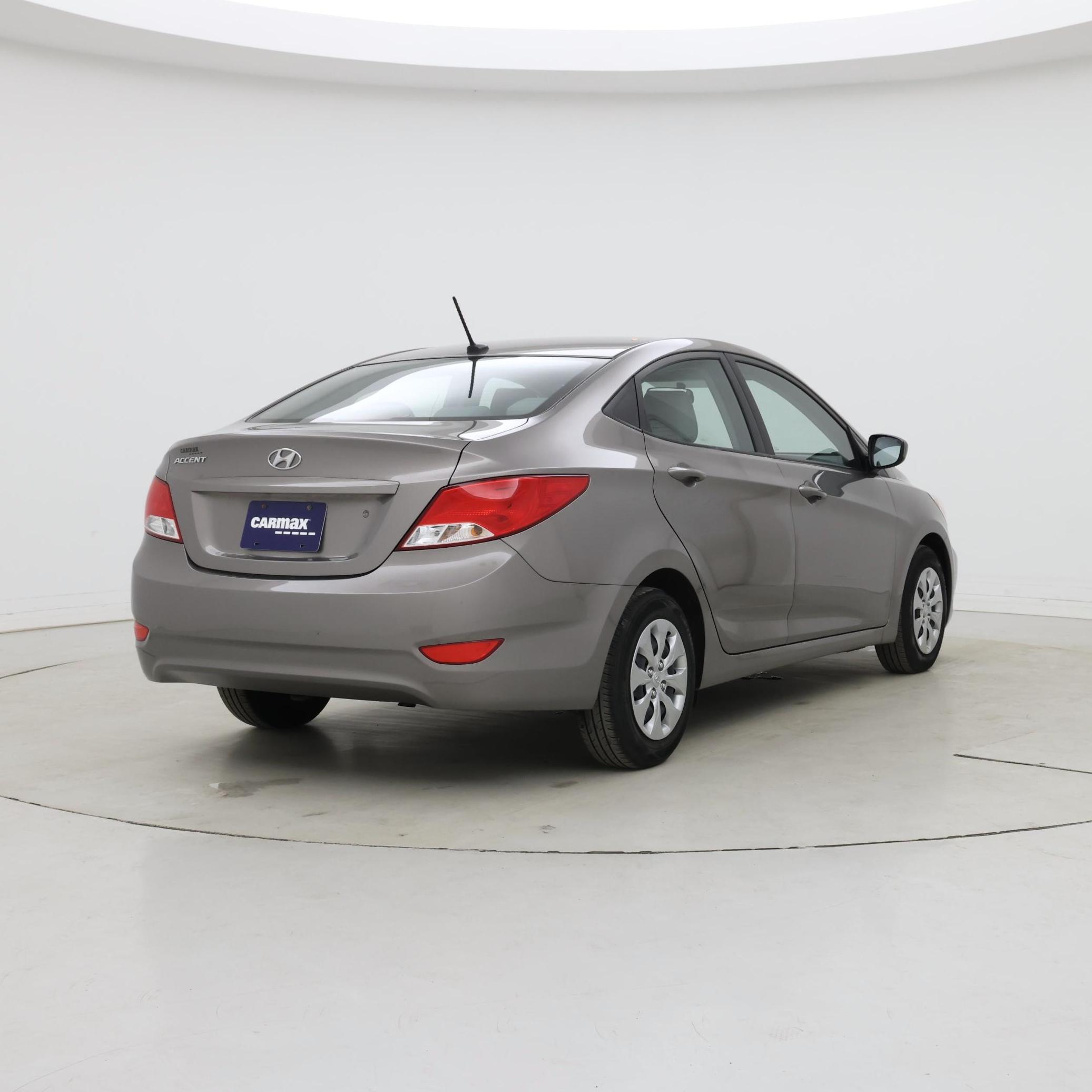 Thumbnail: 2017 Hyundai Accent - 8