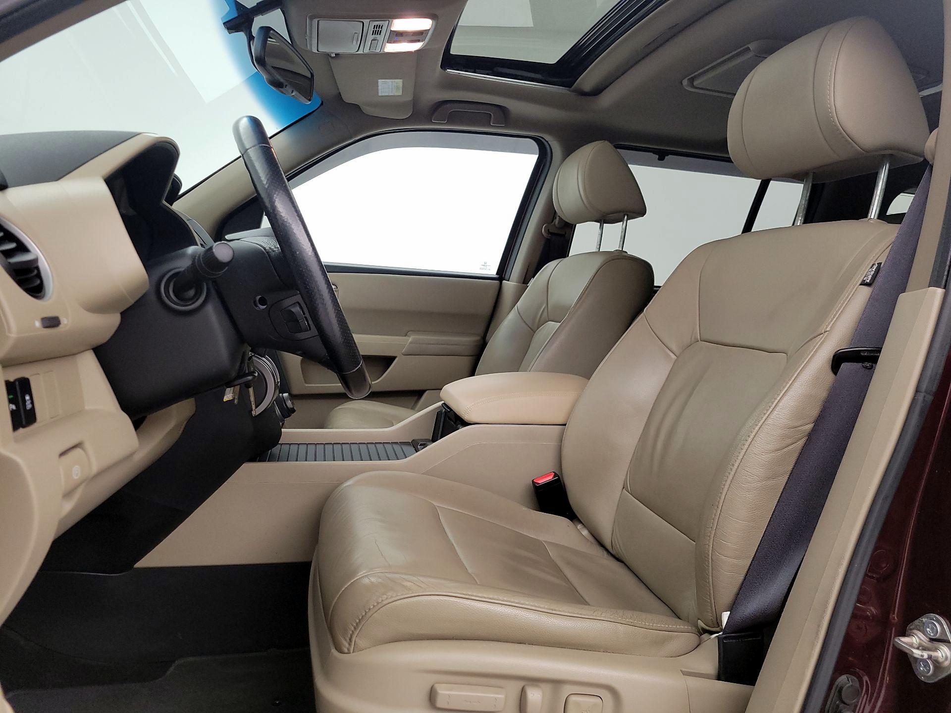 Thumbnail: 2015 Honda Pilot - 11