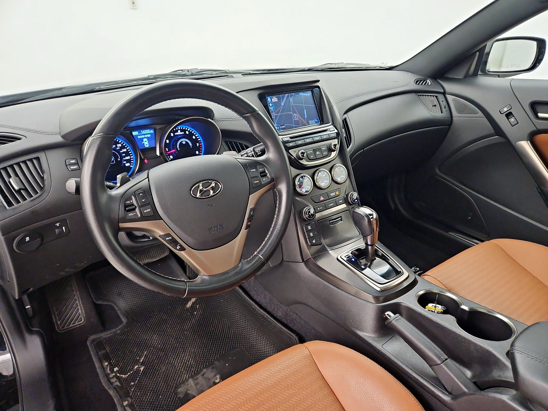 Thumbnail: 2013 Hyundai Genesis - 9
