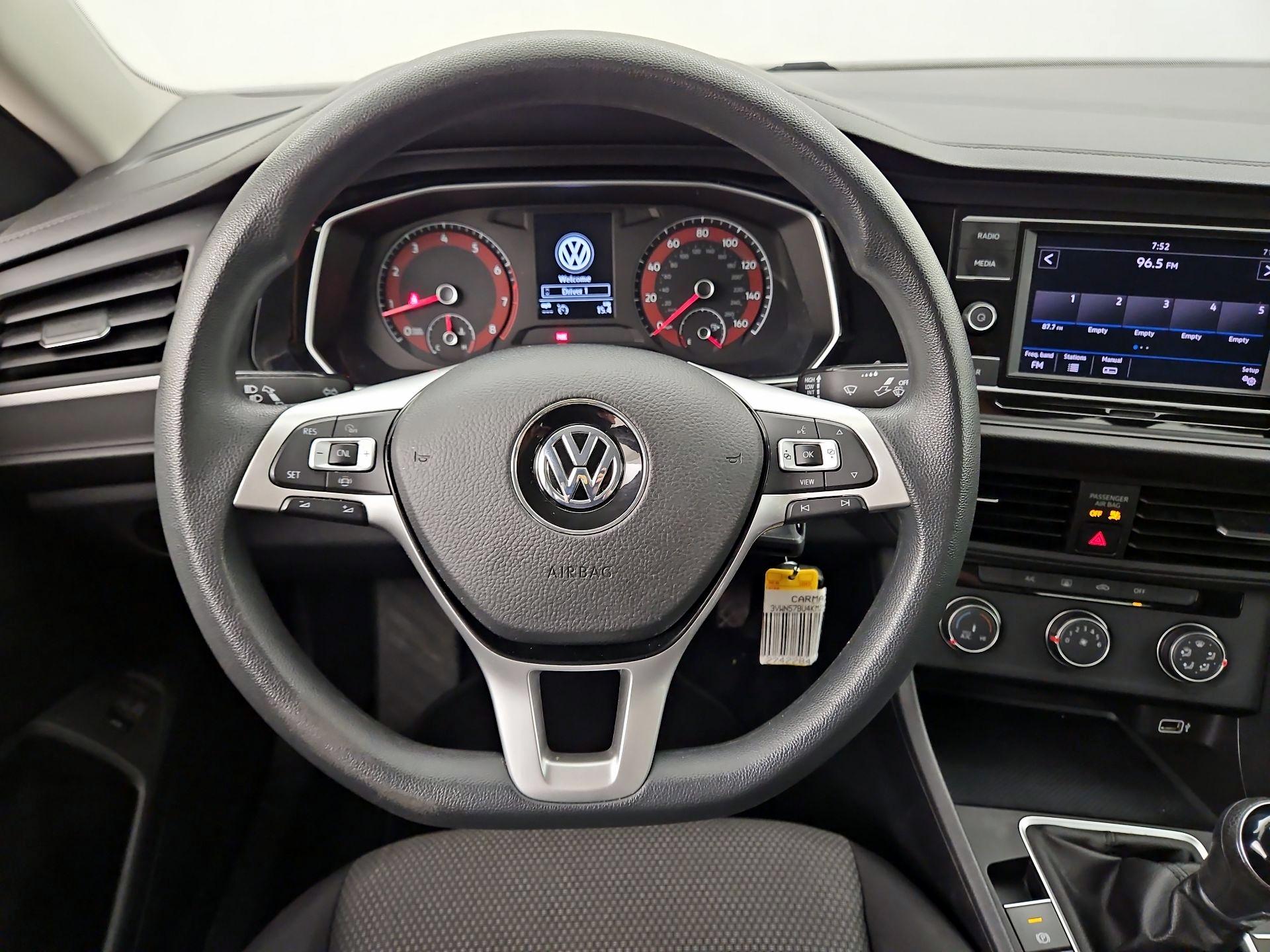 Thumbnail: 2019 Volkswagen Jetta - 10