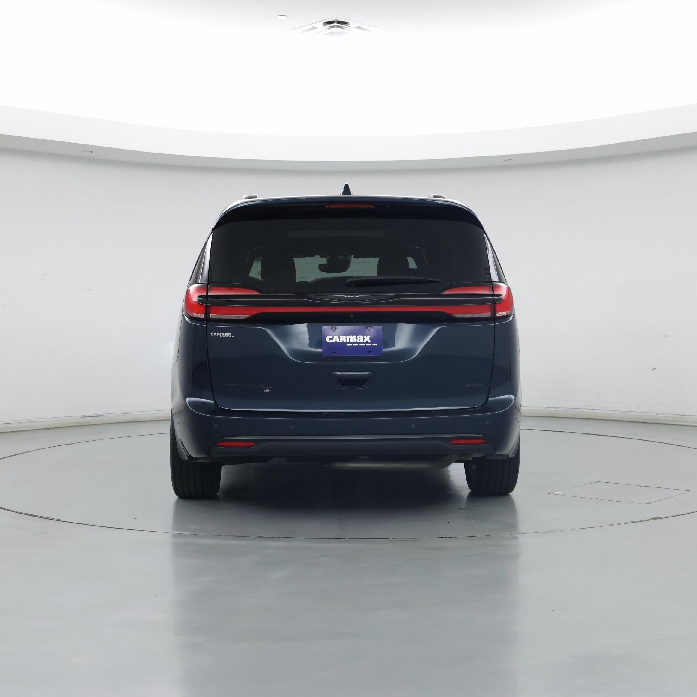 Thumbnail: 2022 Chrysler Pacifica - 6