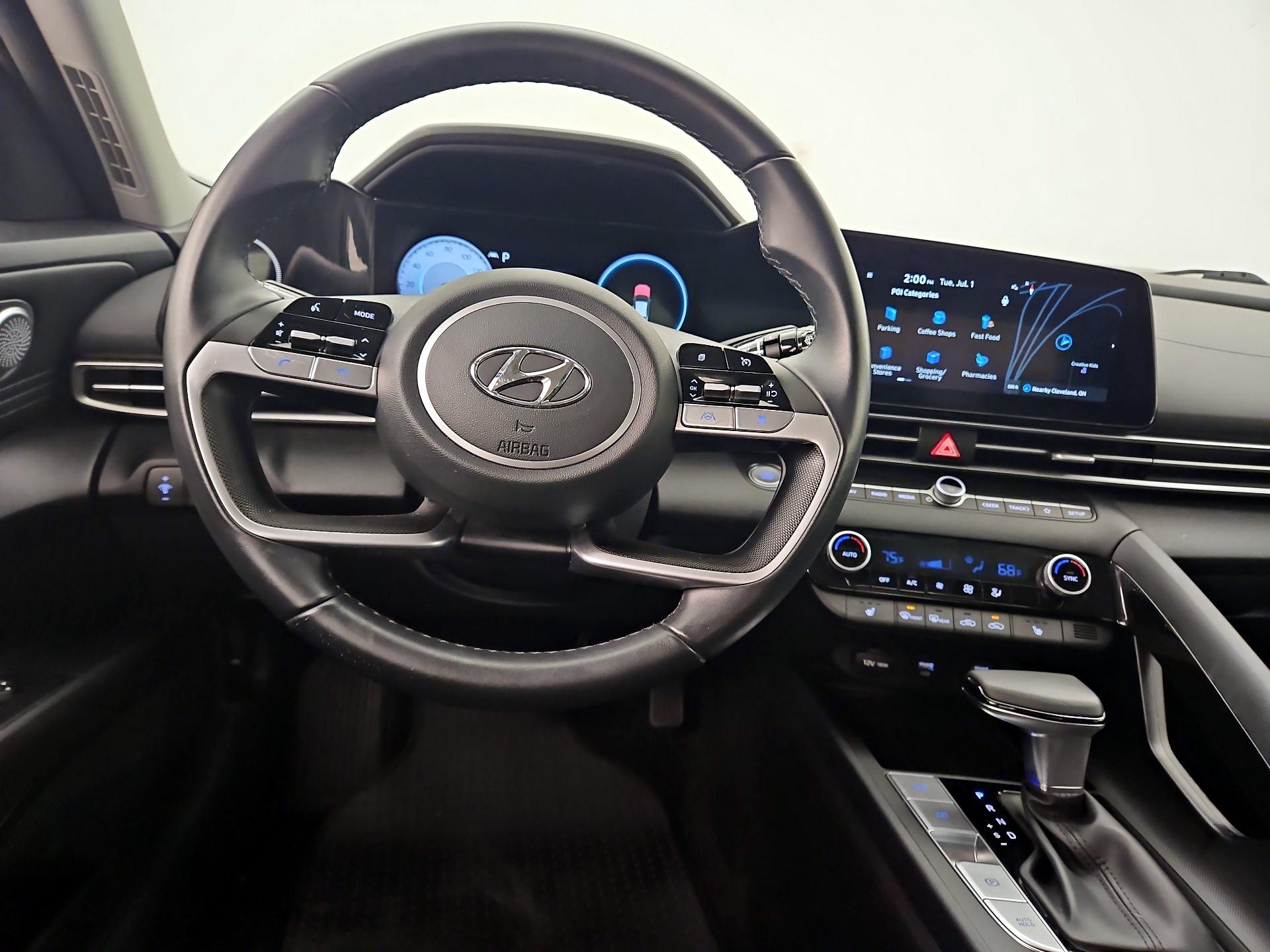 Thumbnail: 2023 Hyundai Elantra - 10