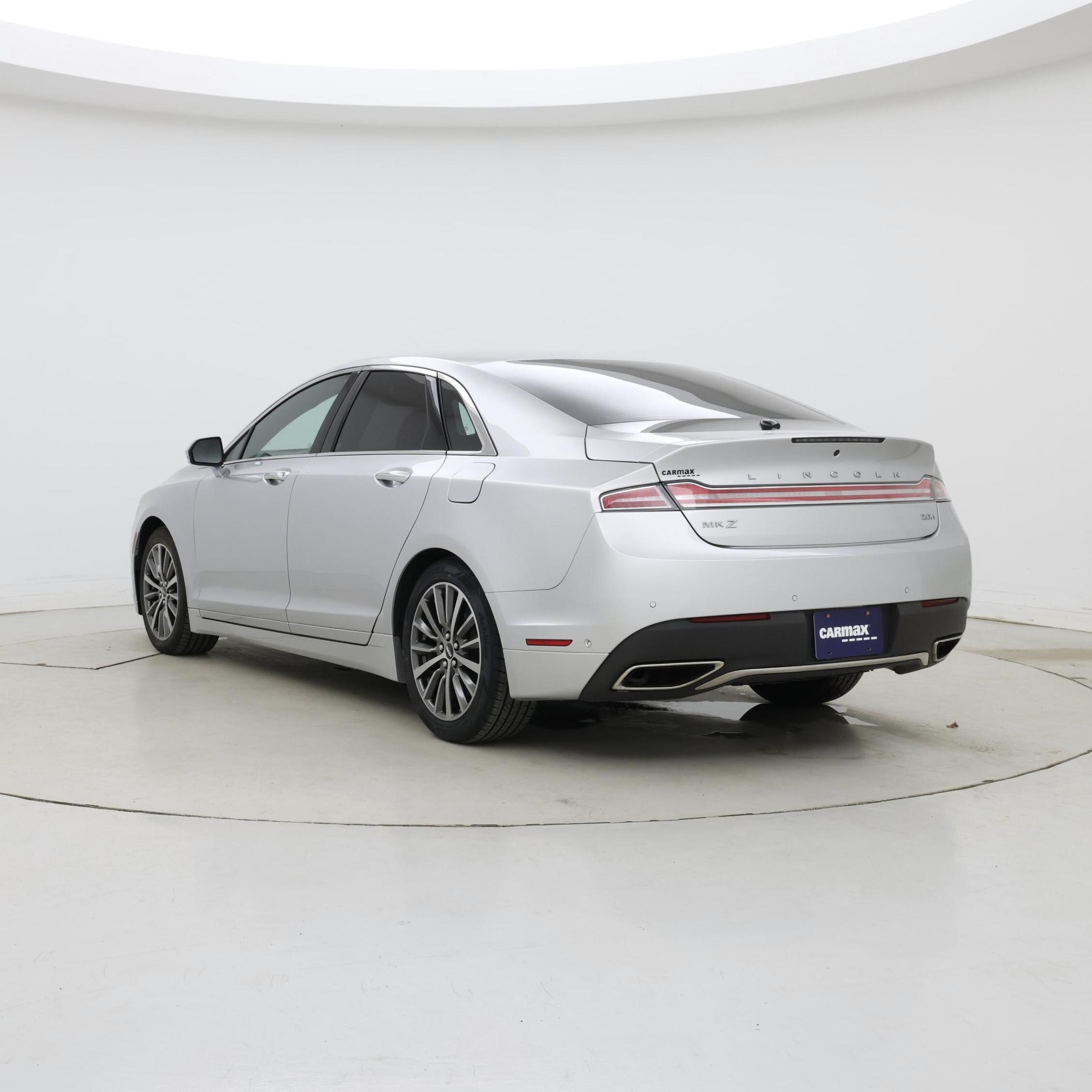 Thumbnail: 2017 Lincoln MKZ - 2