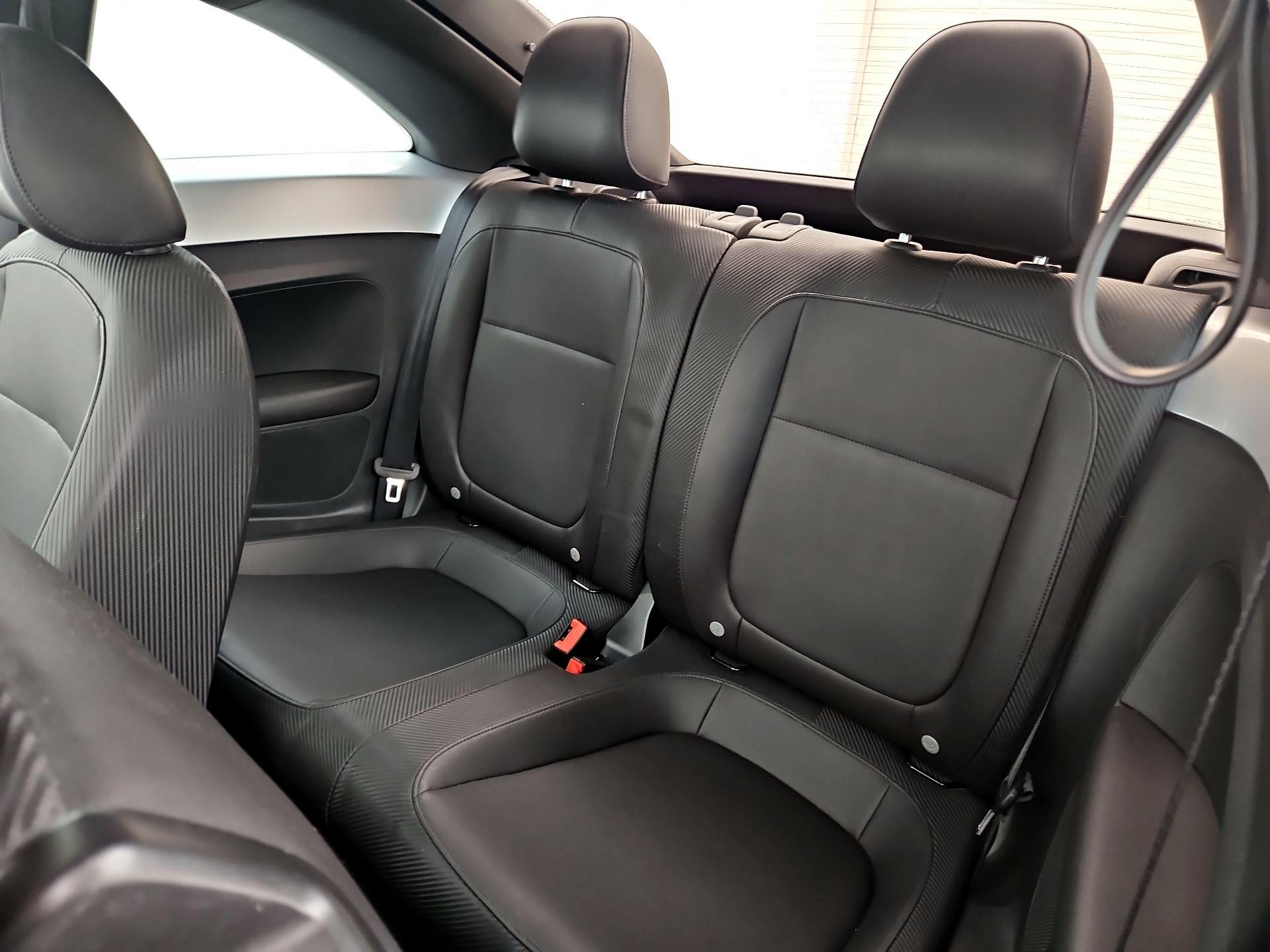 Thumbnail: 2014 Volkswagen Beetle - 19