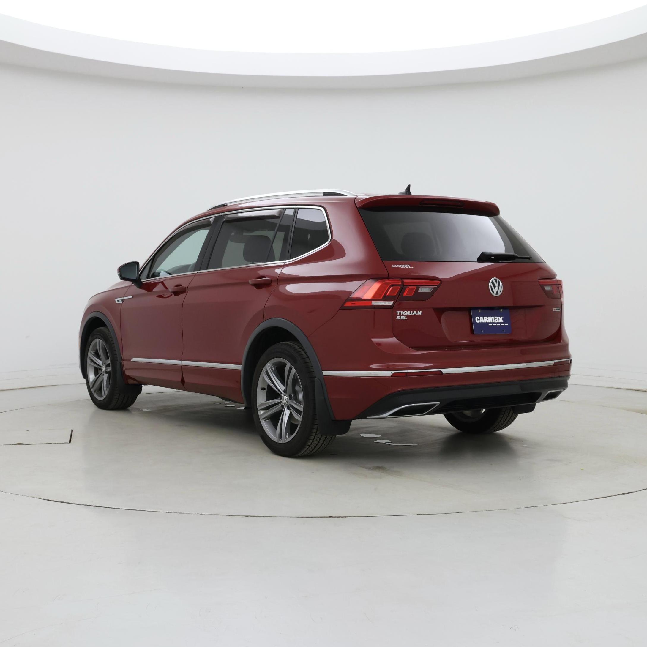 Thumbnail: 2019 Volkswagen Tiguan - 2