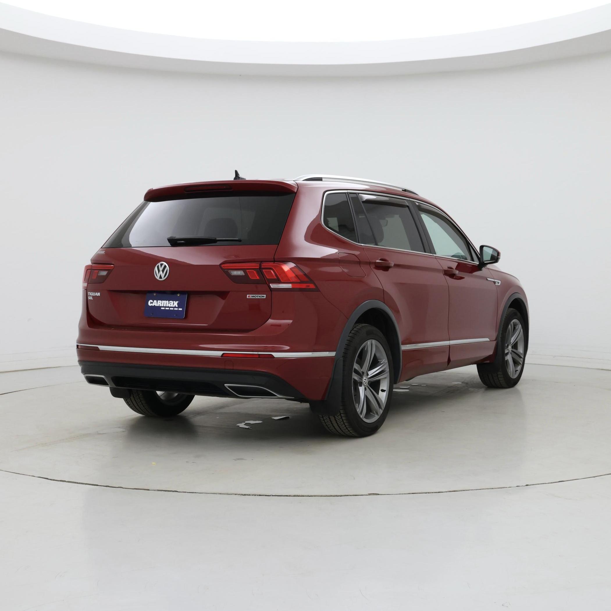Thumbnail: 2019 Volkswagen Tiguan - 8