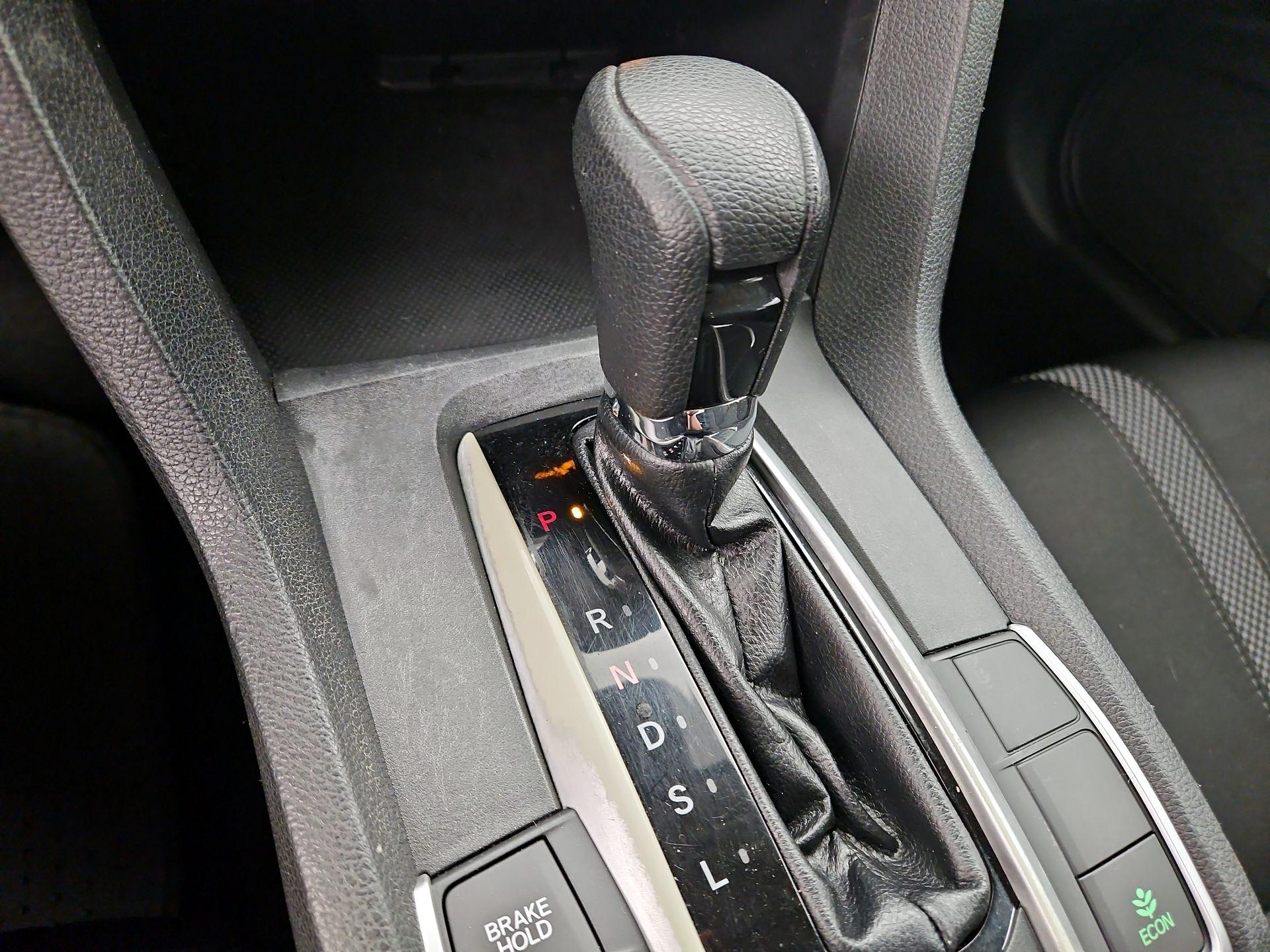 Thumbnail: 2019 Honda Civic - 17