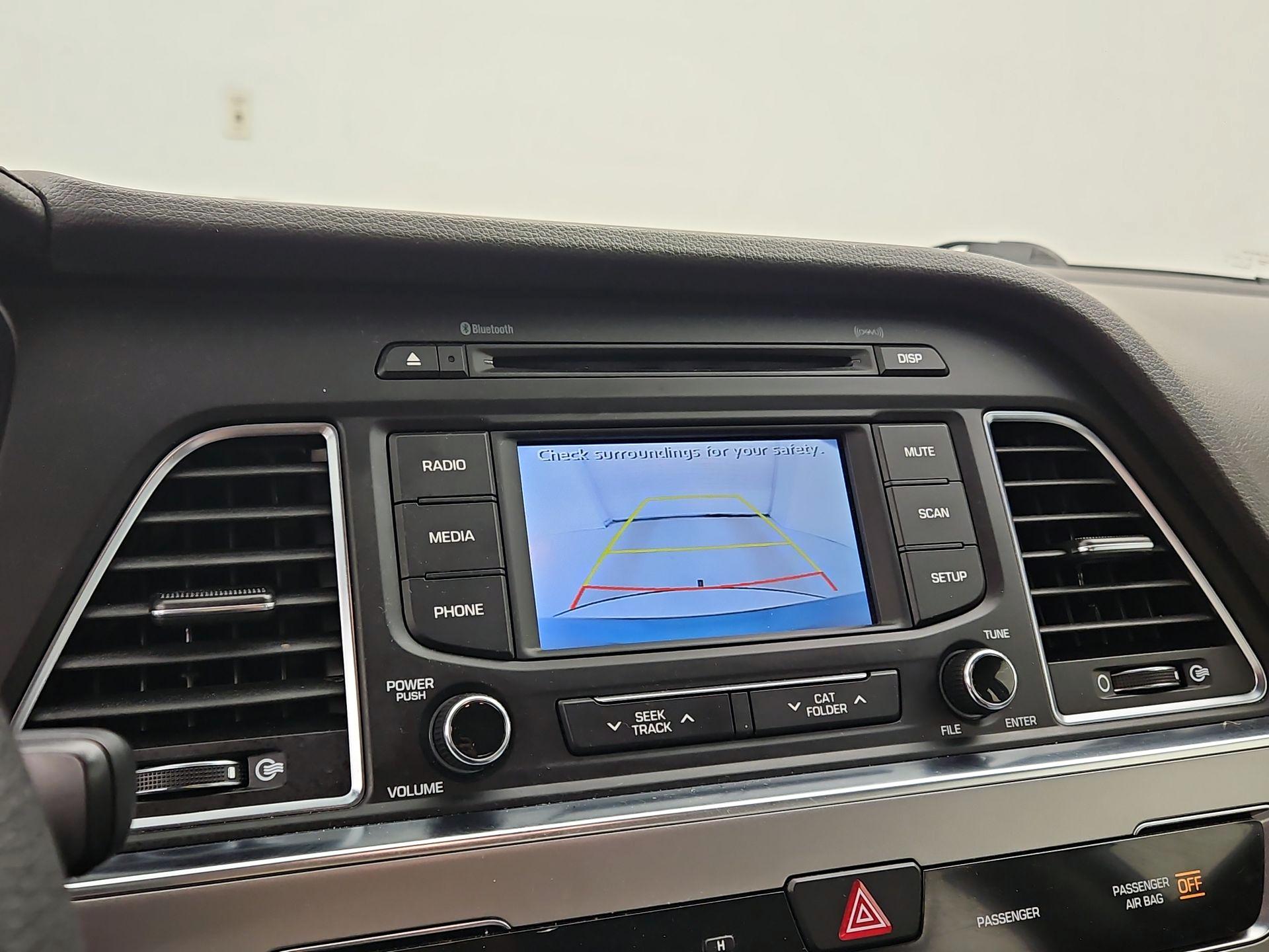 Thumbnail: 2016 Hyundai Sonata - 14