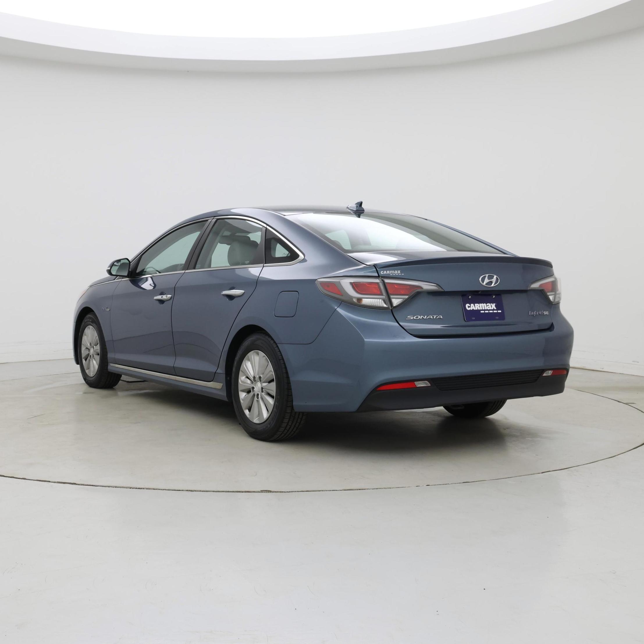 Thumbnail: 2016 Hyundai Sonata - 2