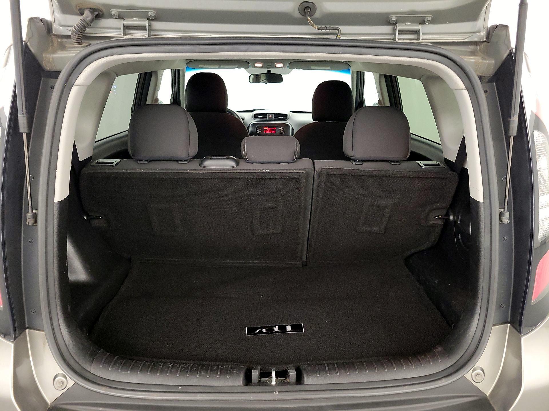 Thumbnail: 2016 Kia Soul - 19