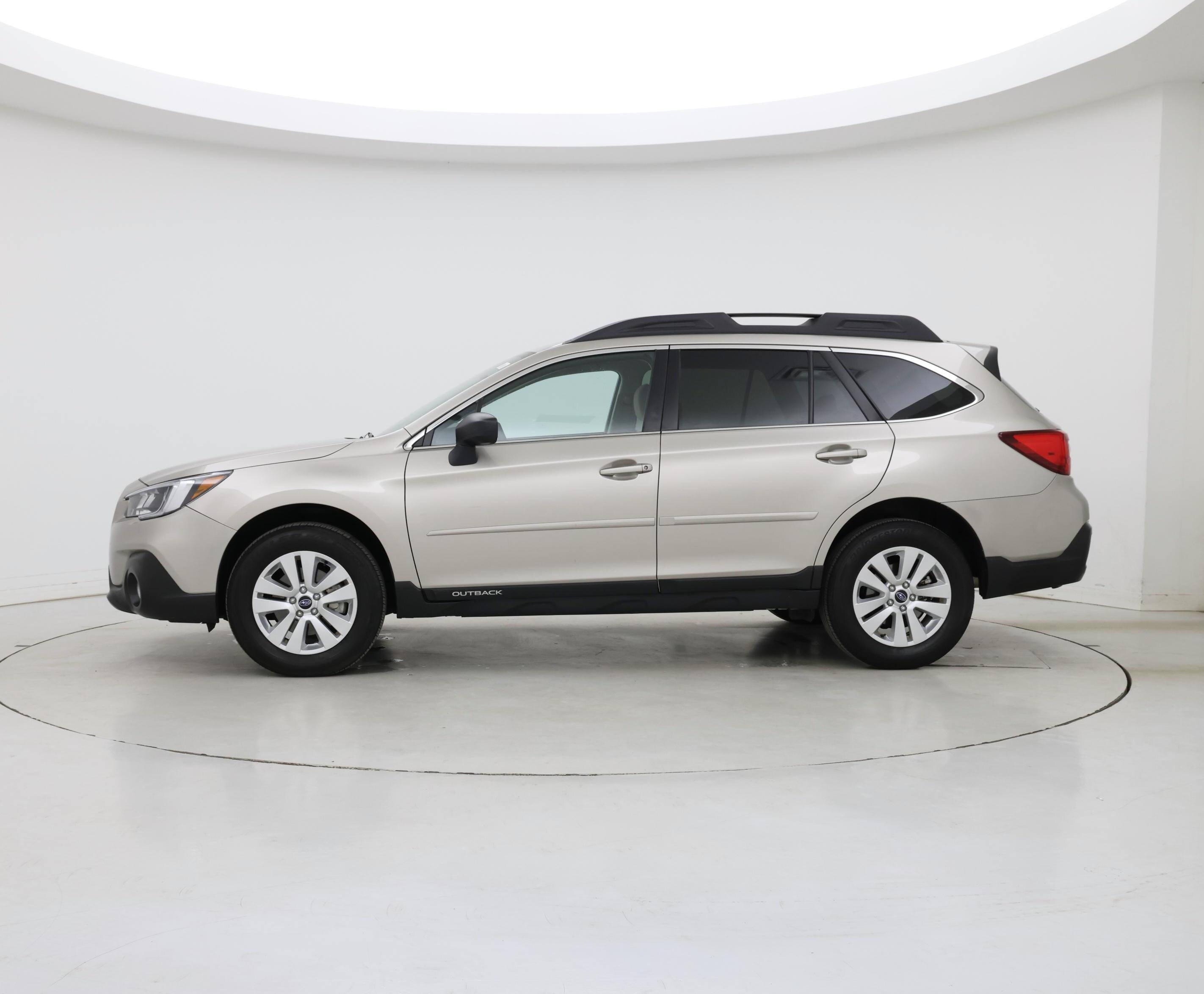 Thumbnail: 2018 Subaru Outback - 3