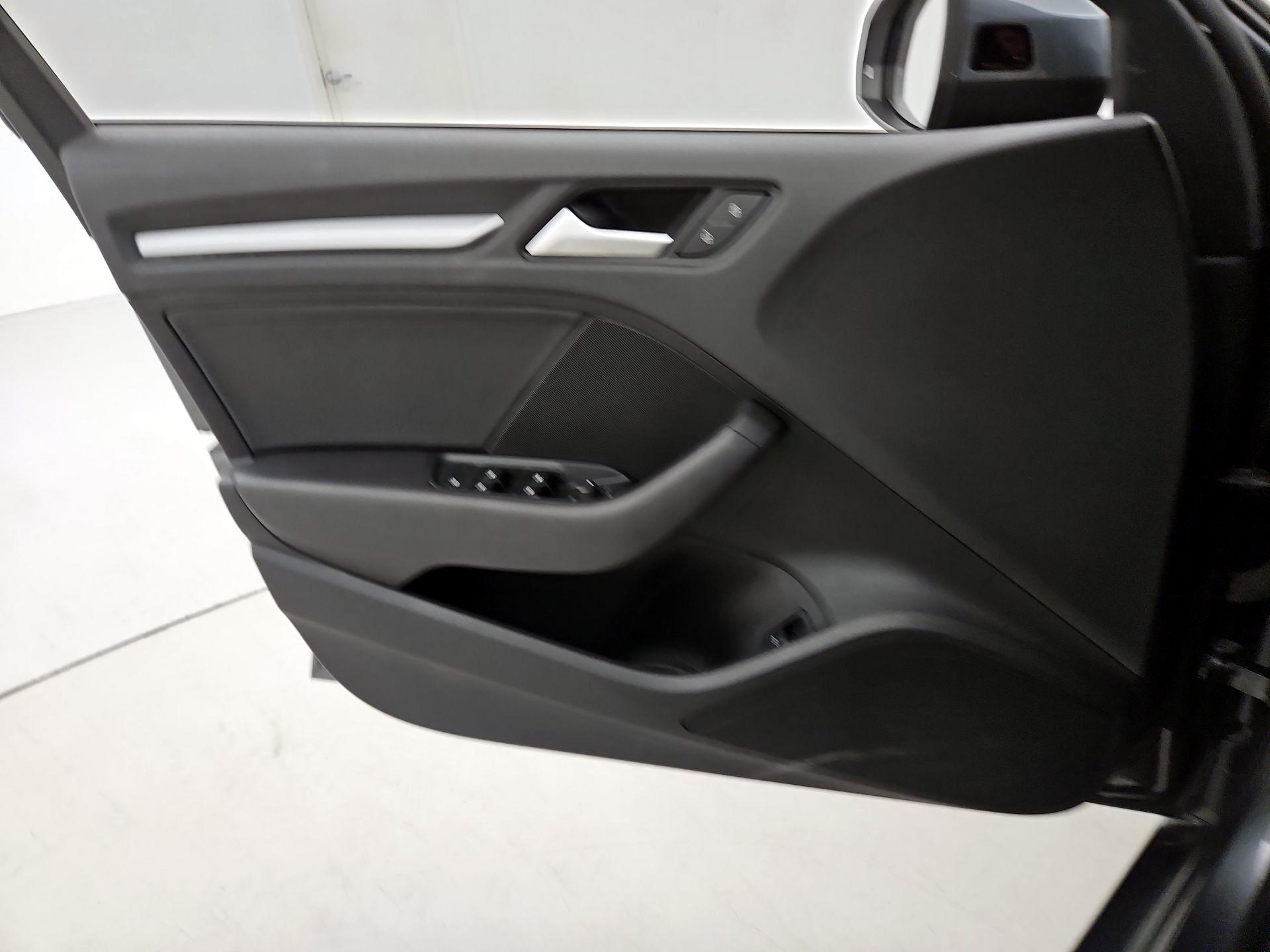 Thumbnail: 2015 Audi A3 - 12