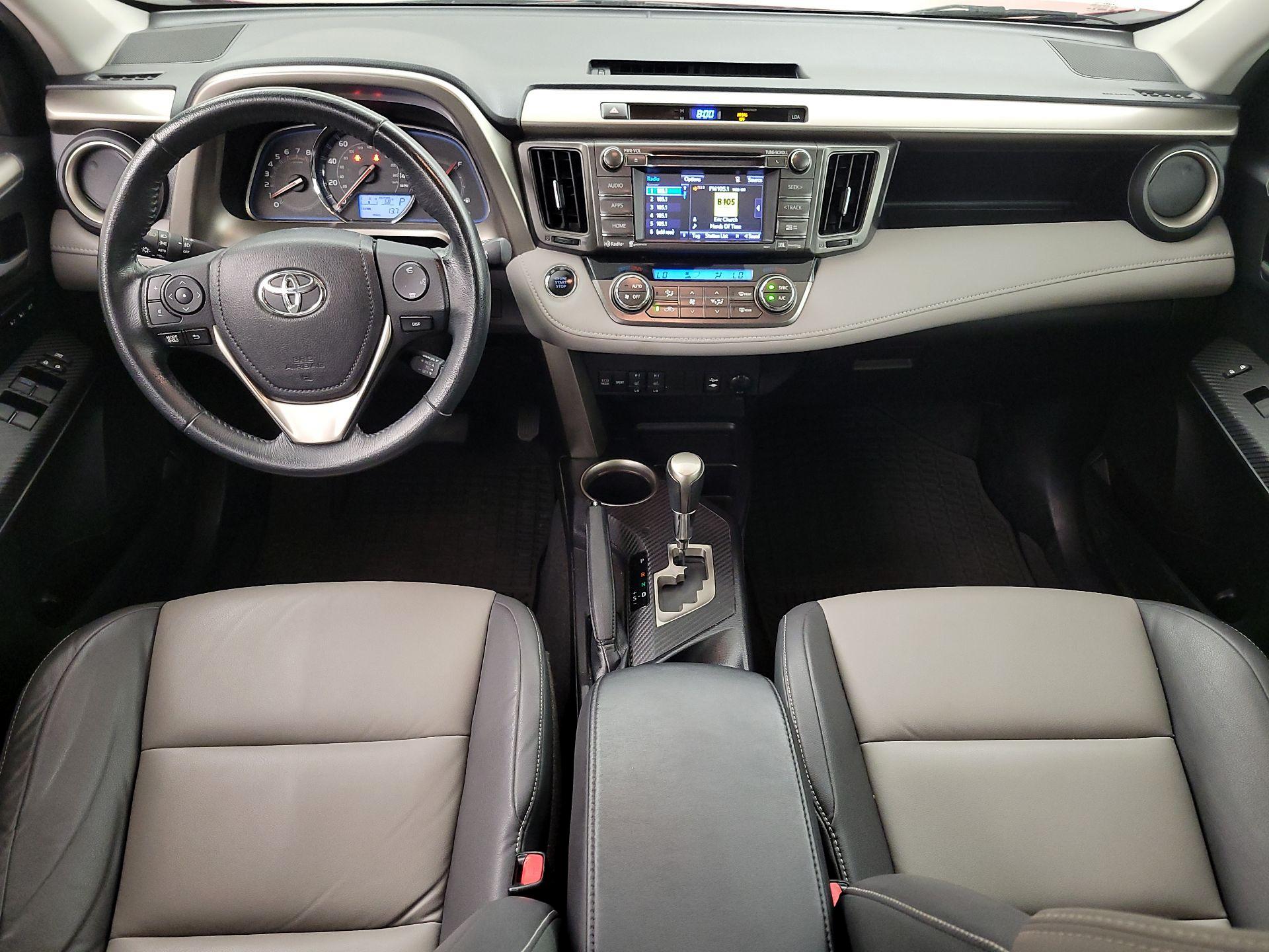 Thumbnail: 2015 Toyota RAV4 - 9