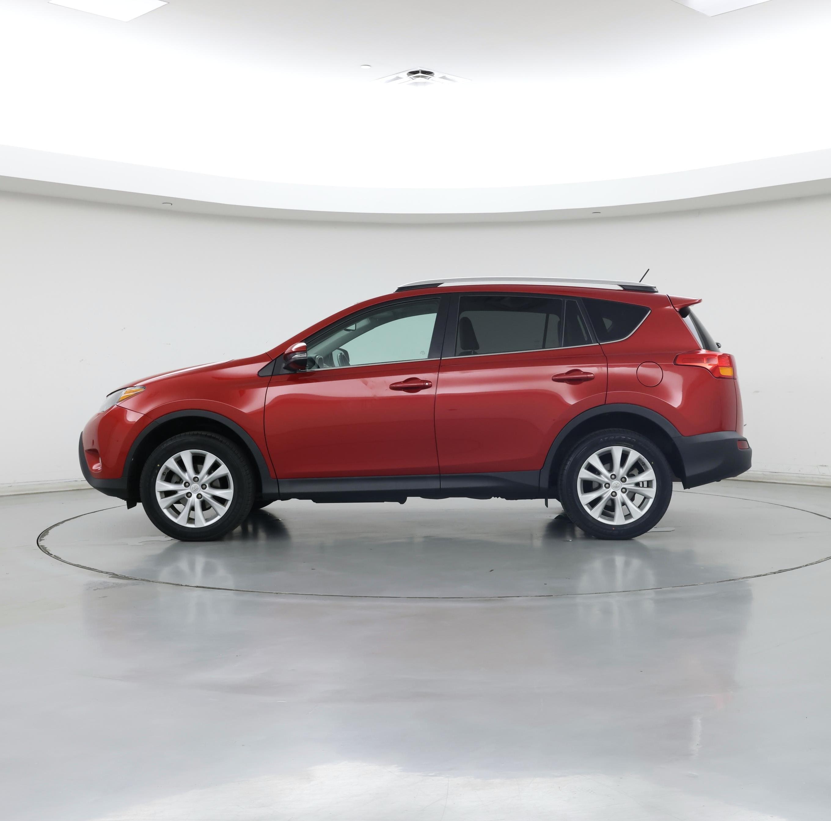 Thumbnail: 2015 Toyota RAV4 - 3