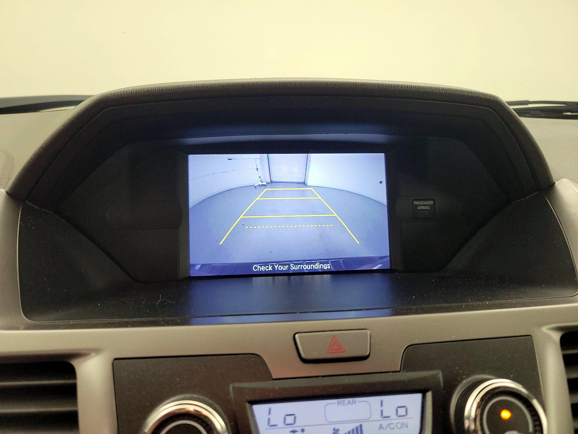 Thumbnail: 2015 Honda Odyssey - 14