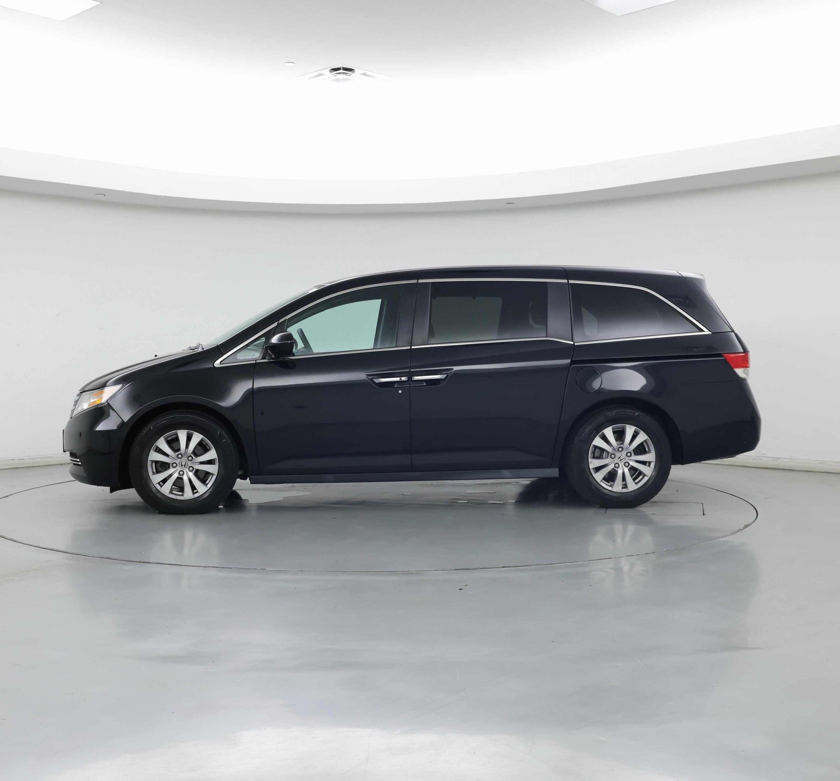 Thumbnail: 2015 Honda Odyssey - 3
