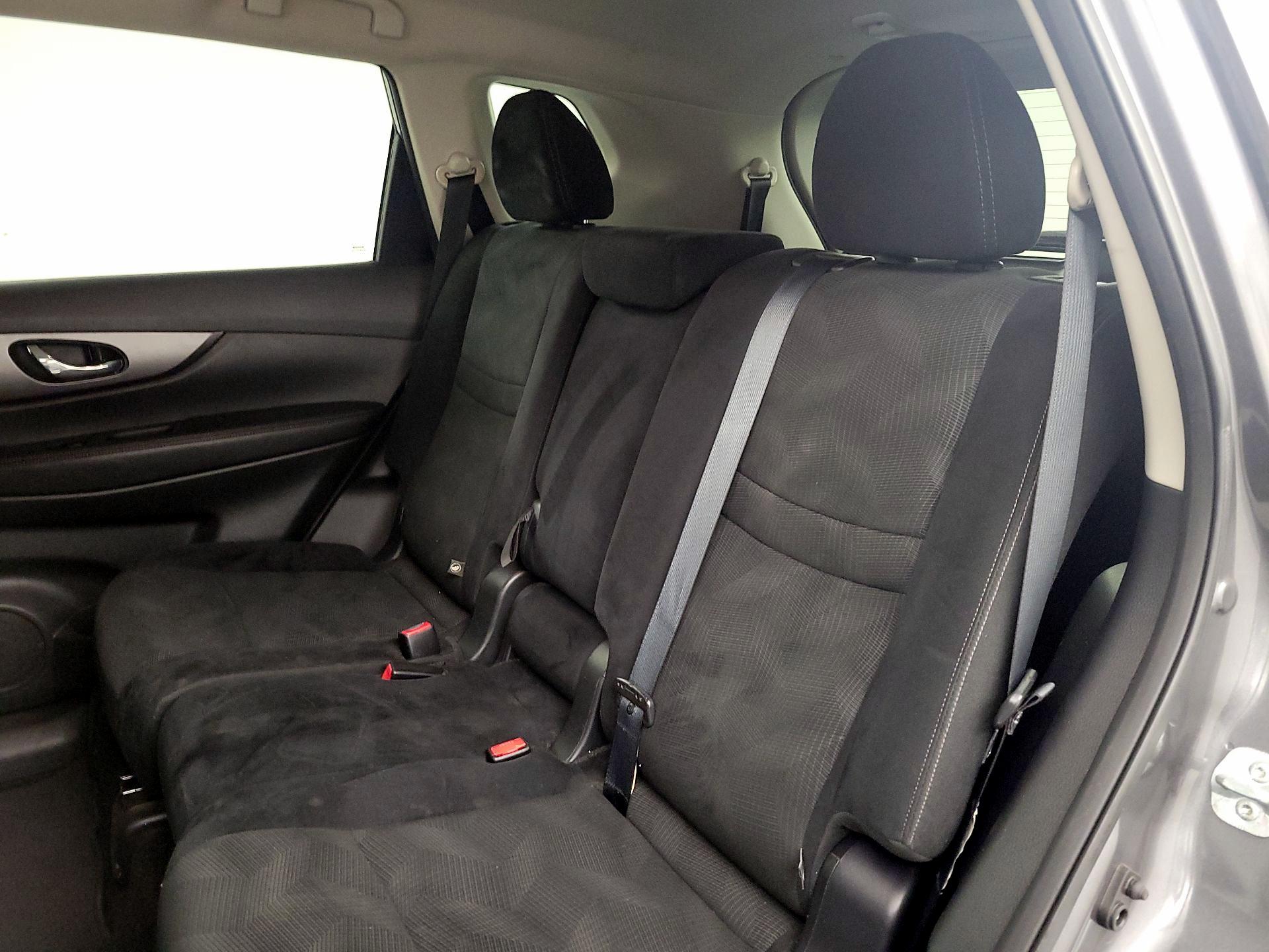 Thumbnail: 2016 Nissan Rogue - 20