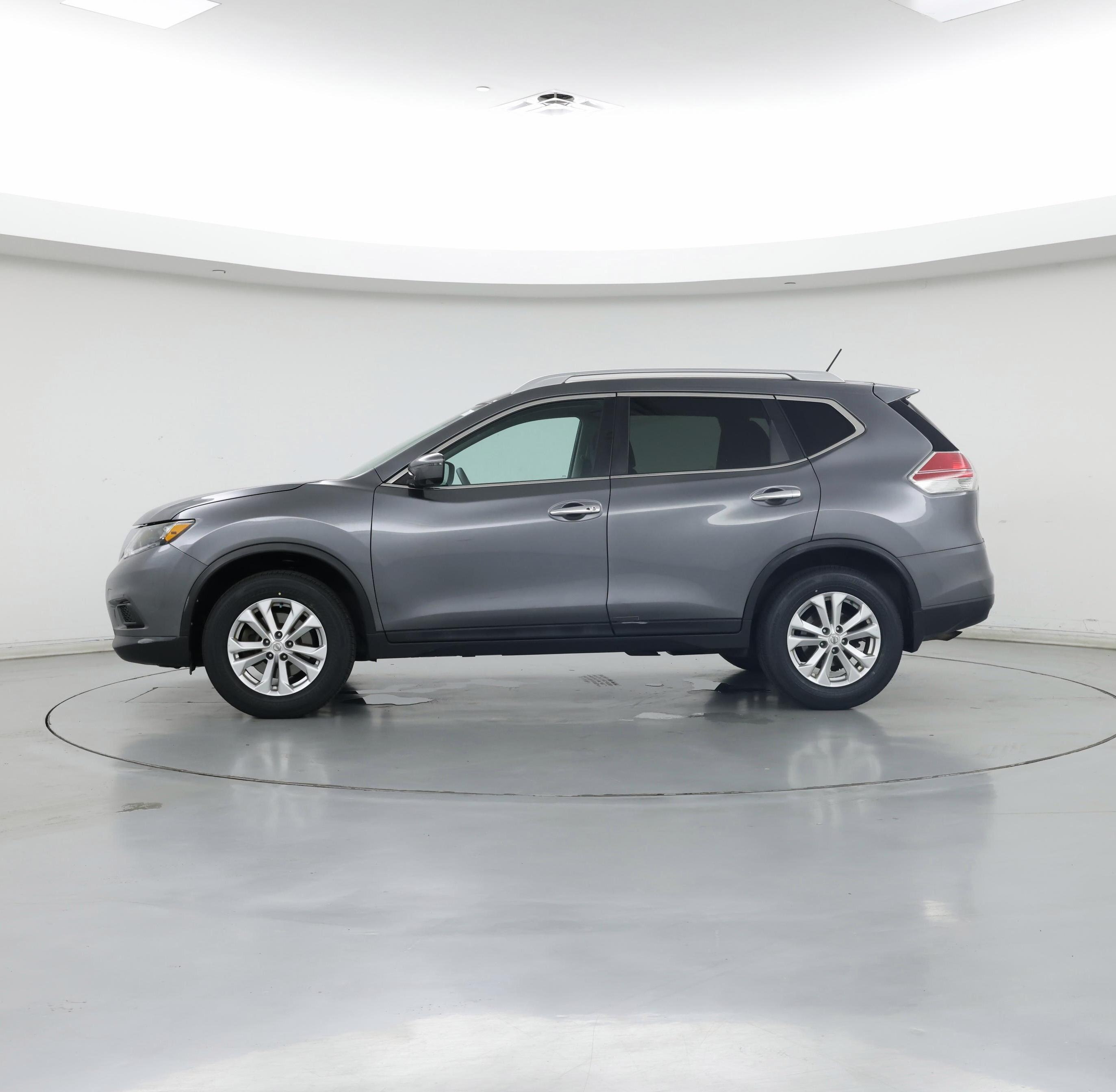 Thumbnail: 2016 Nissan Rogue - 3