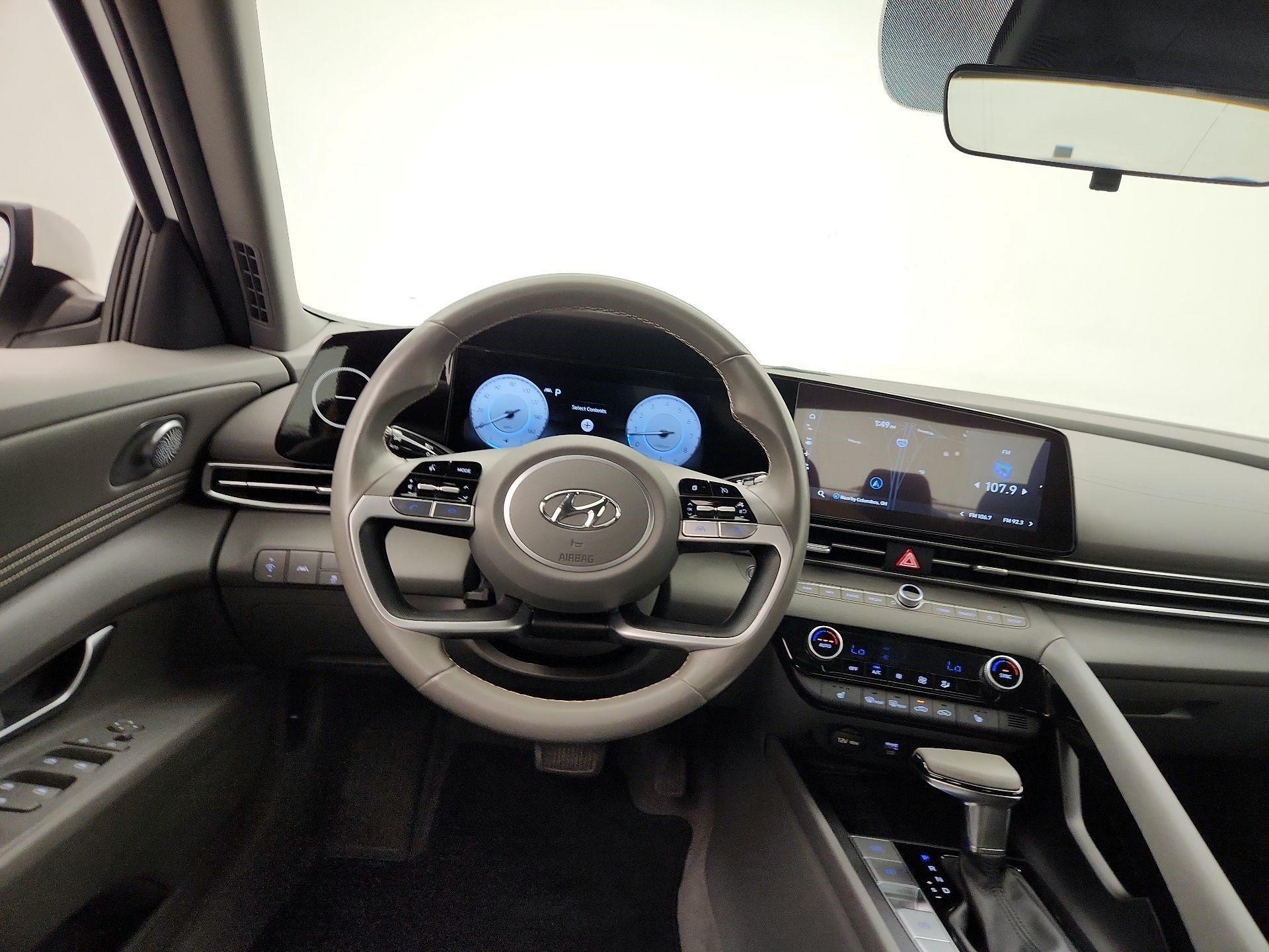 Thumbnail: 2023 Hyundai Elantra - 10