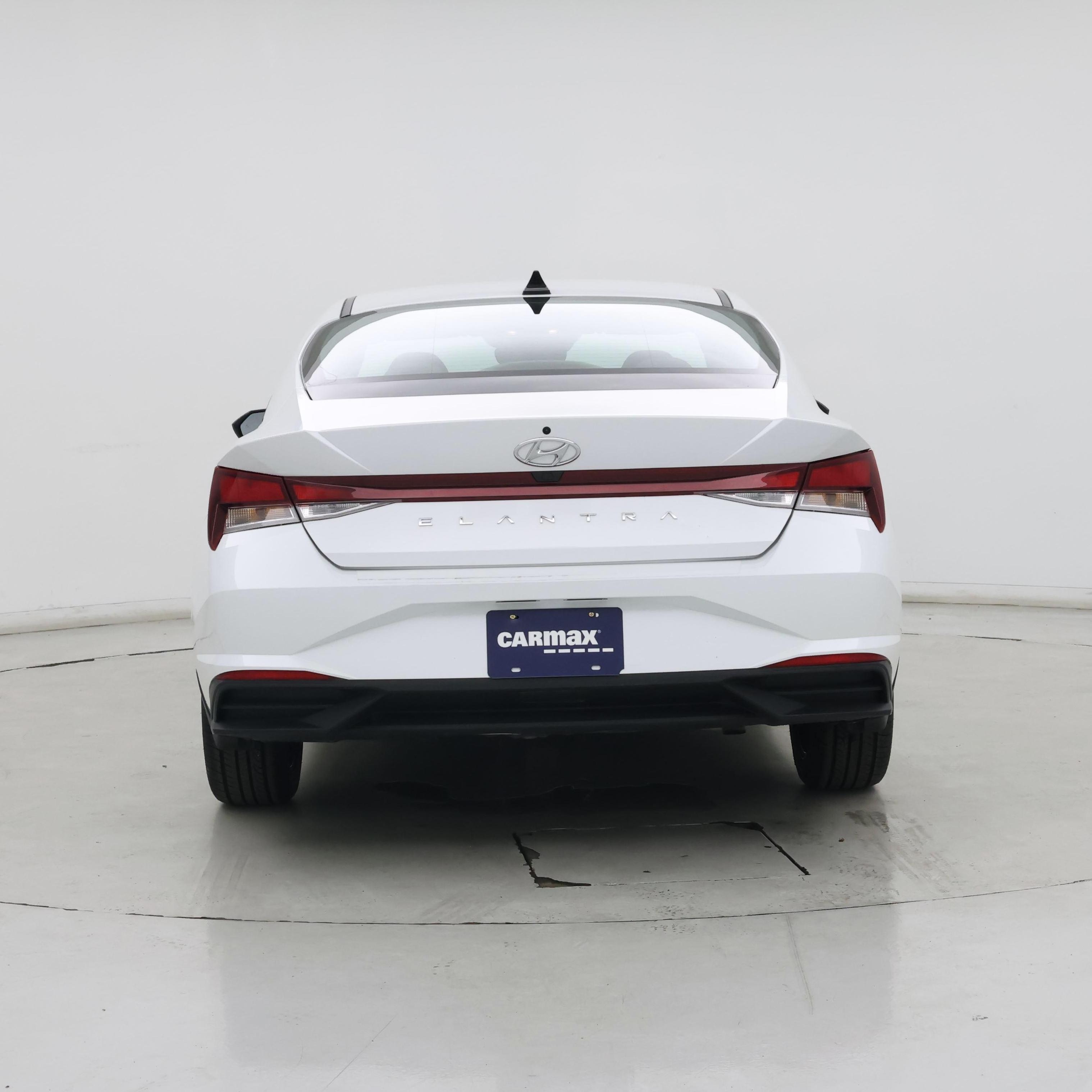 Thumbnail: 2023 Hyundai Elantra - 6