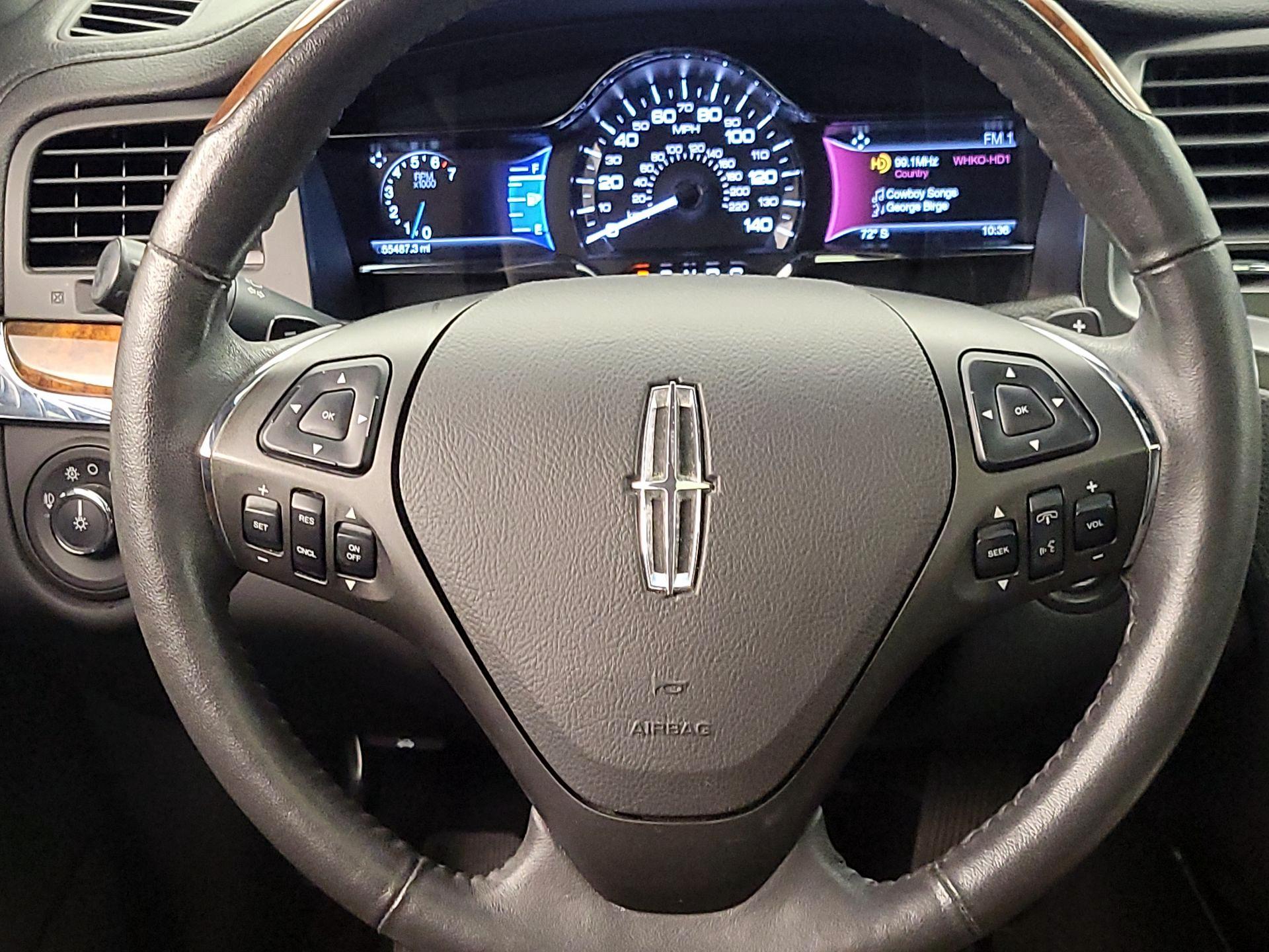 Thumbnail: 2015 Lincoln MKS - 10
