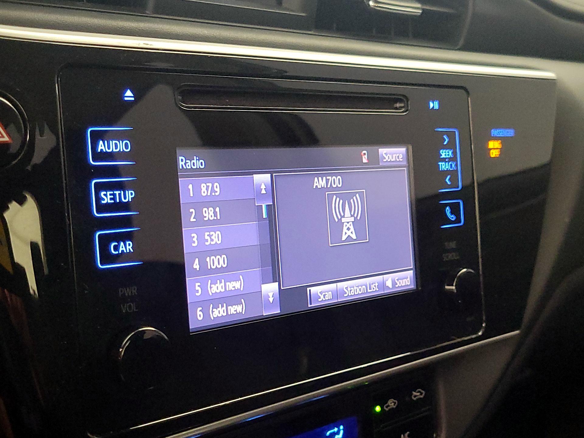 Thumbnail: 2019 Toyota Corolla - 15