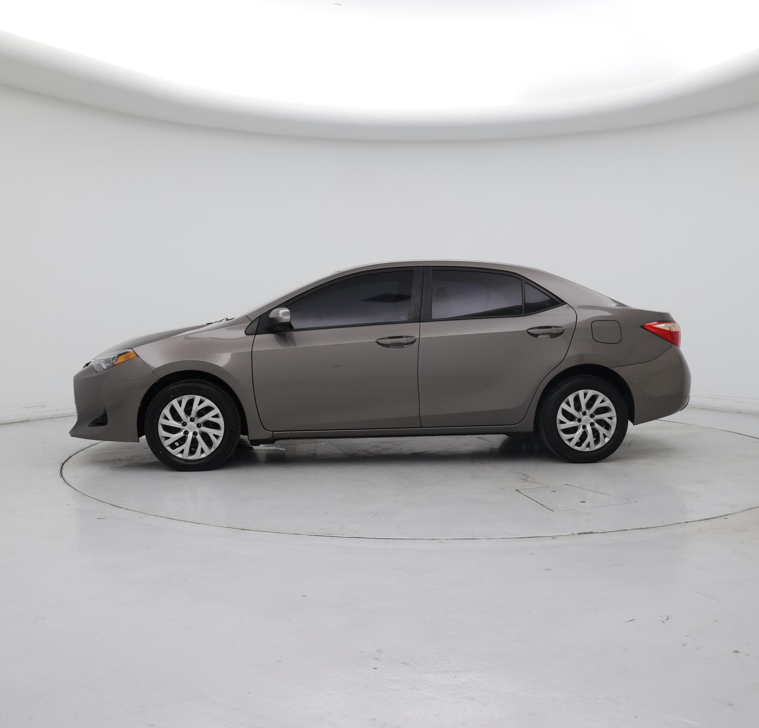 Thumbnail: 2019 Toyota Corolla - 3