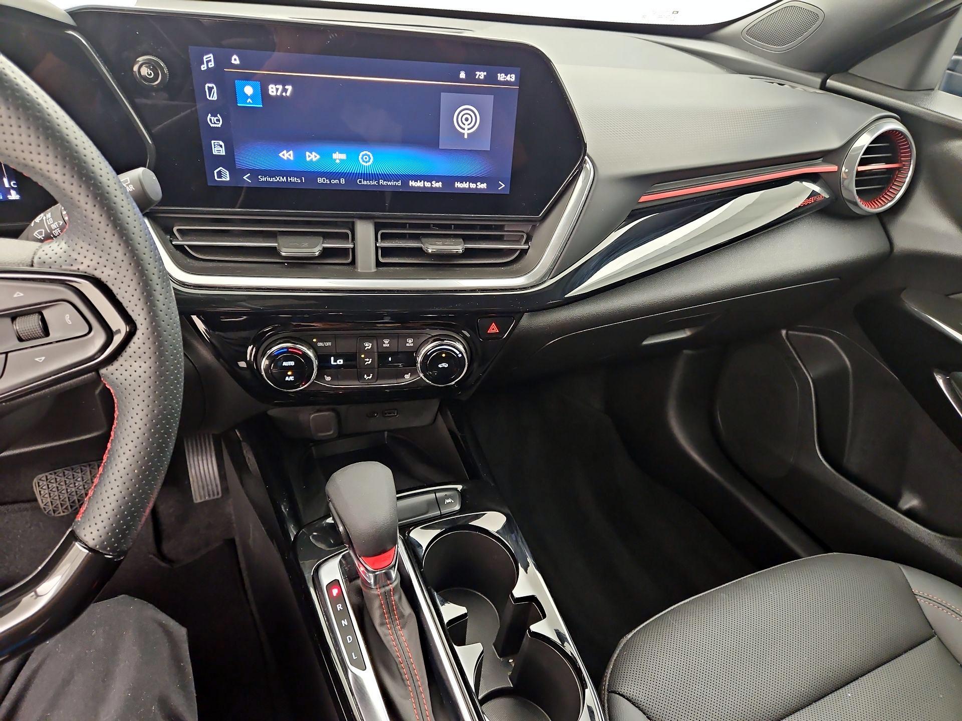 Thumbnail: 2024 Chevrolet Trax - 15