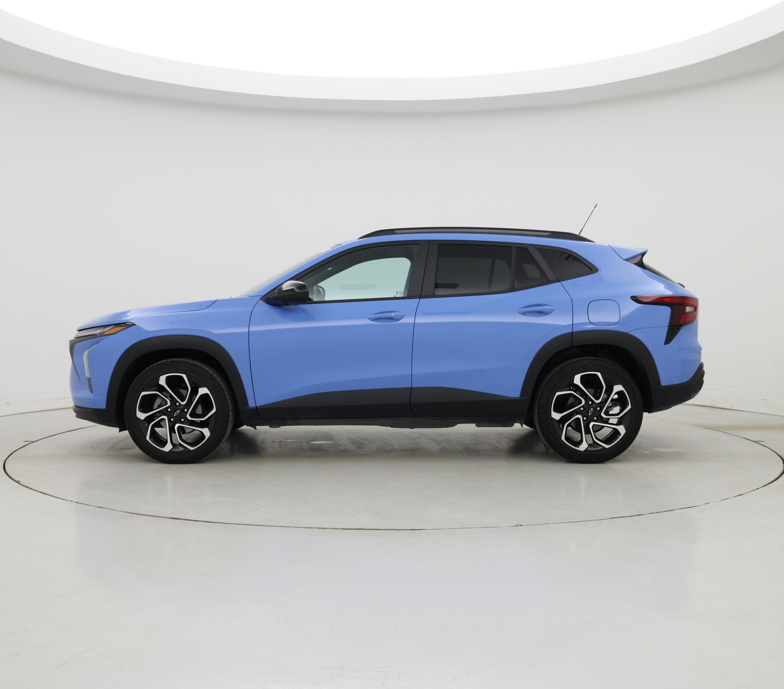 Thumbnail: 2024 Chevrolet Trax - 3