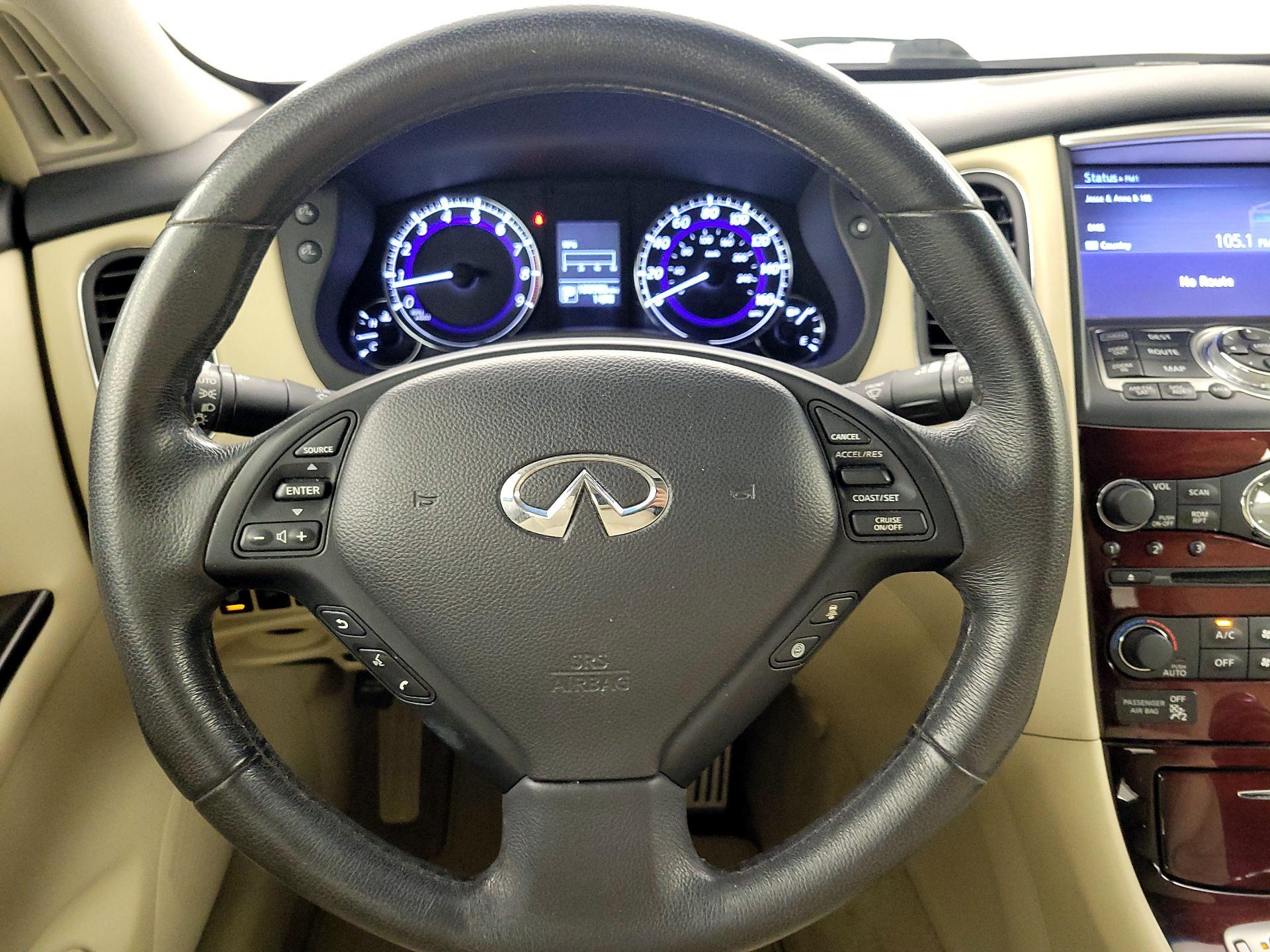 Thumbnail: 2016 INFINITI QX50 - 10