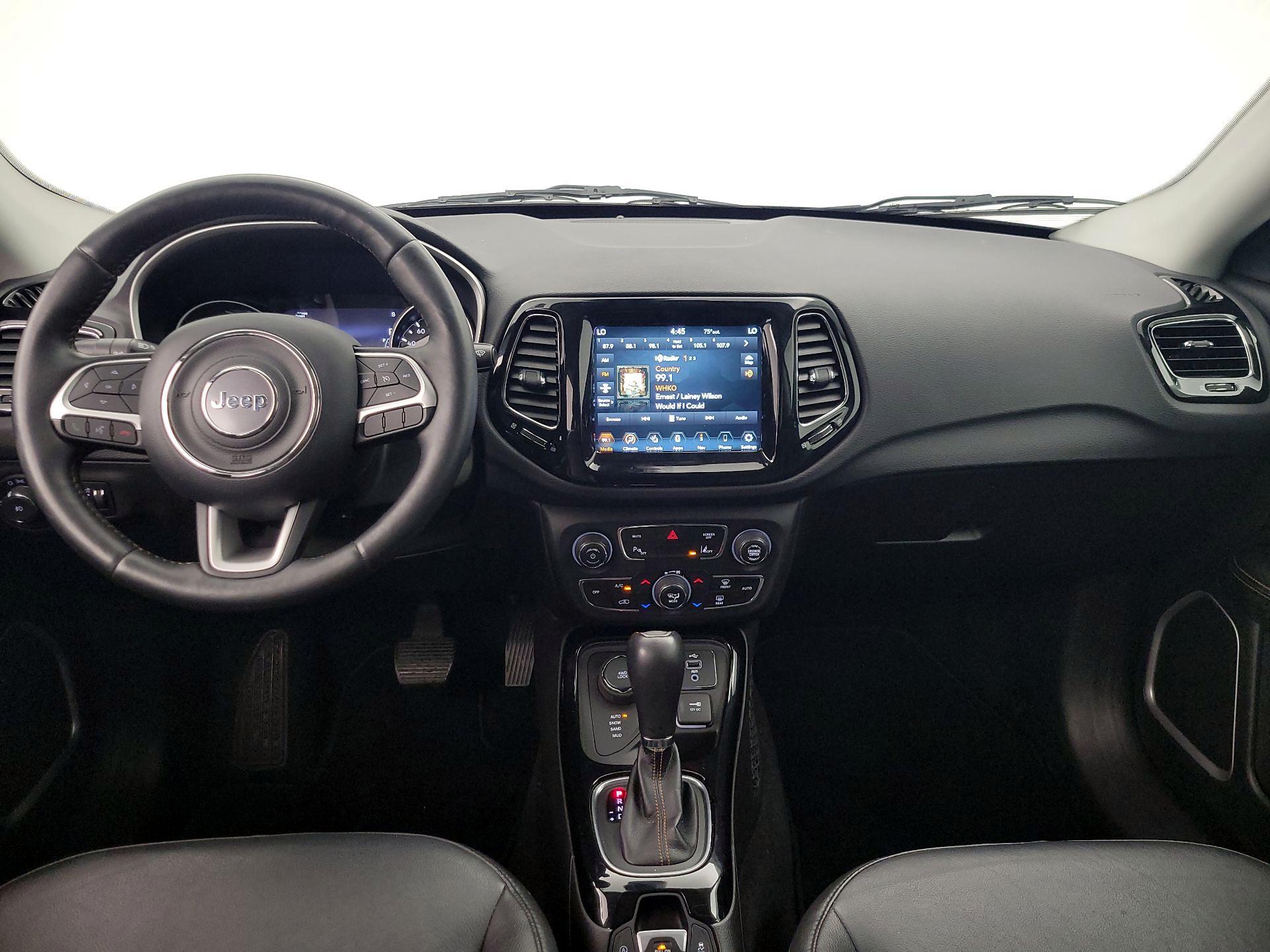 Thumbnail: 2018 Jeep Compass - 9