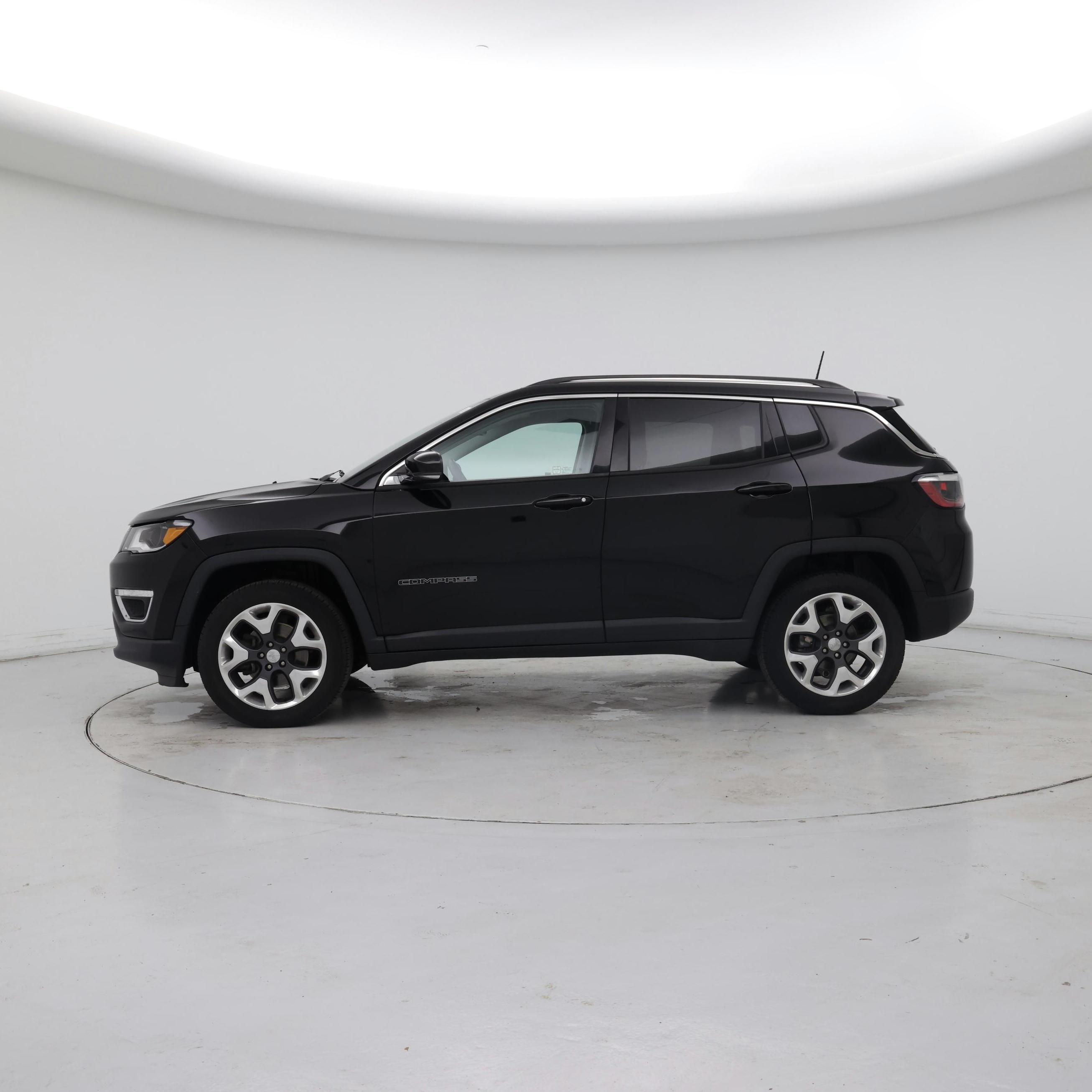 Thumbnail: 2018 Jeep Compass - 3